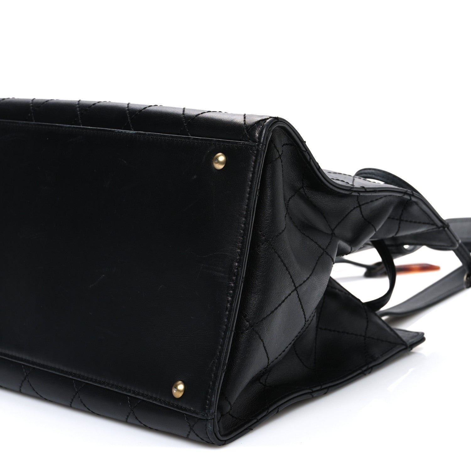 Lambskin Diamond Stitched Shoulder Bag Black