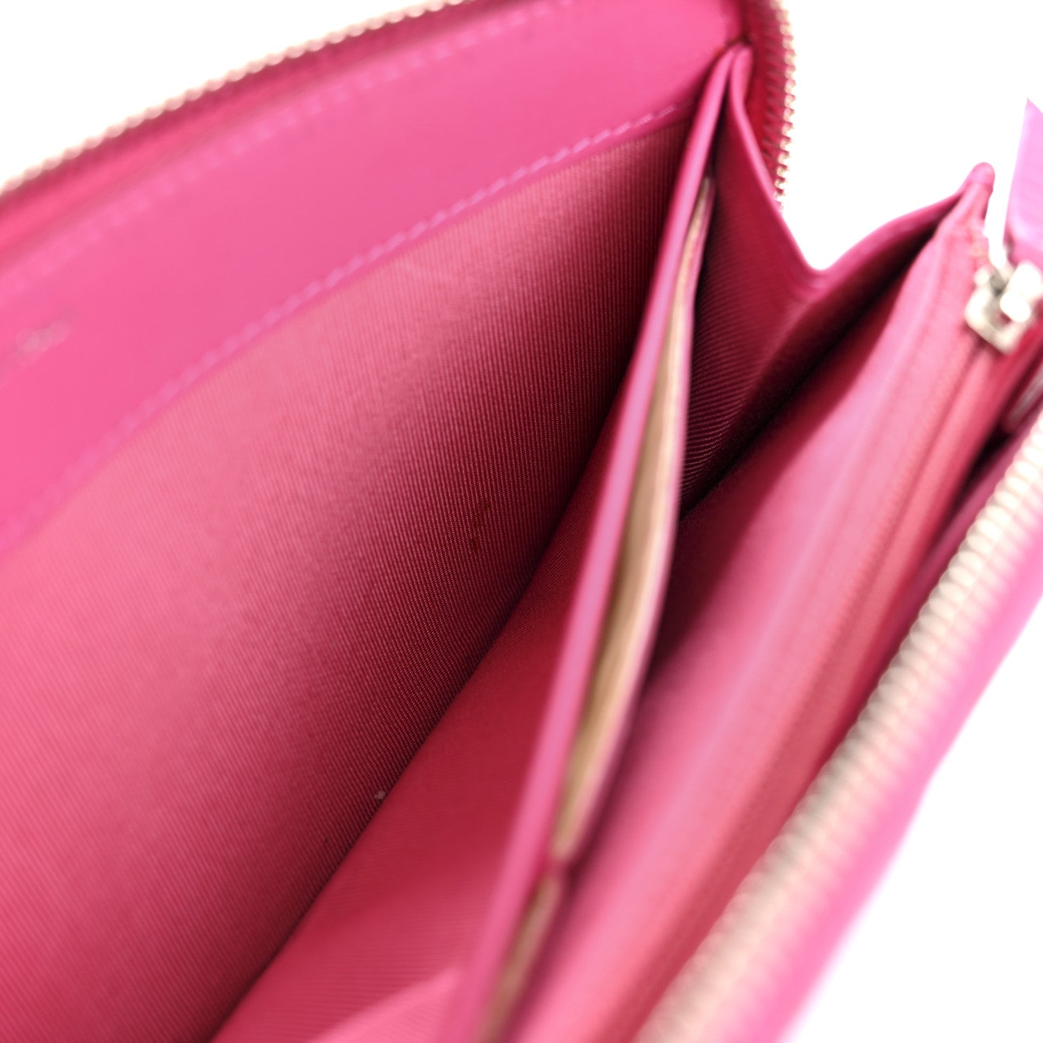 Iridescent Caviar Quilted Medium Zip Around Wallet Pink