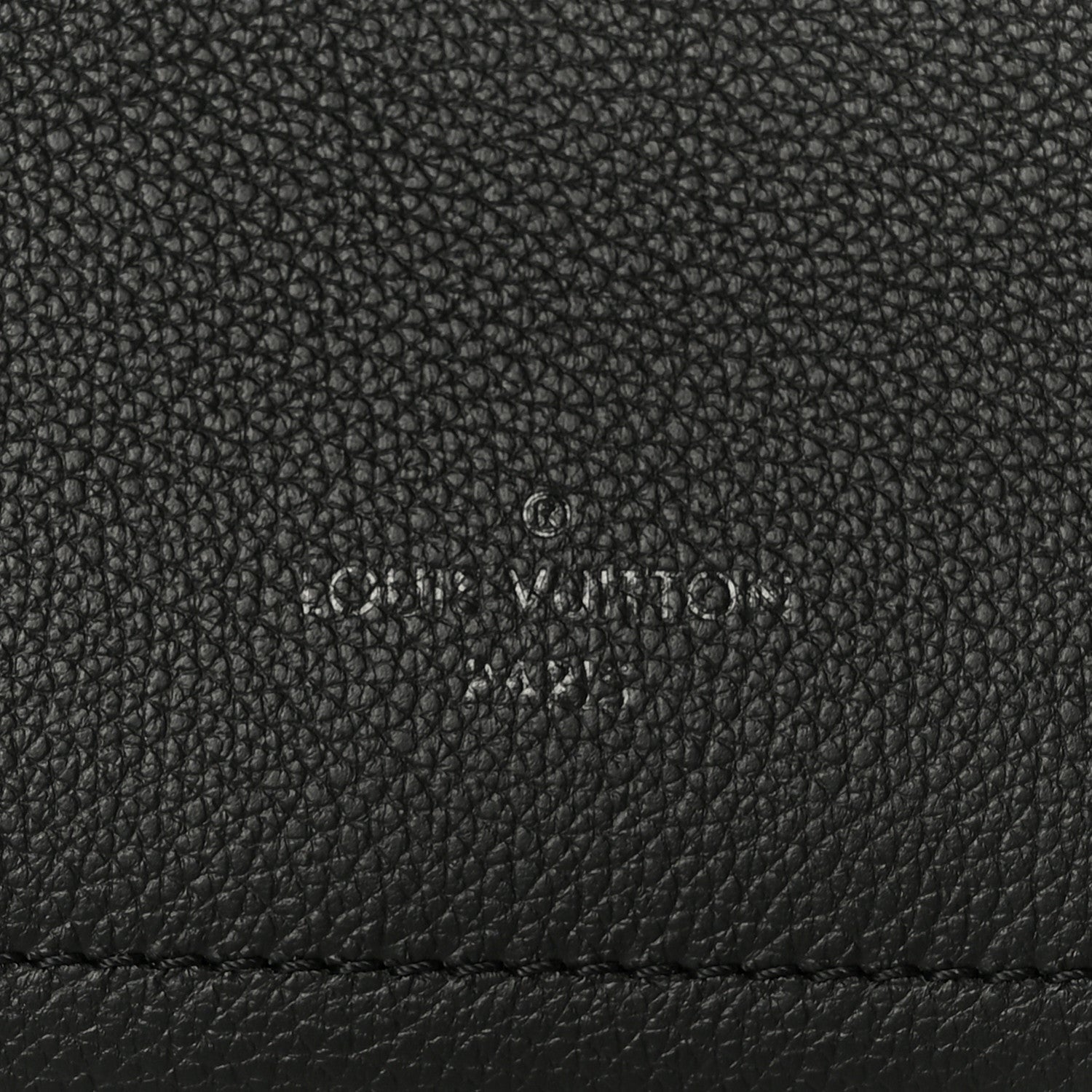 Calfskin Lockme Ever BB Black