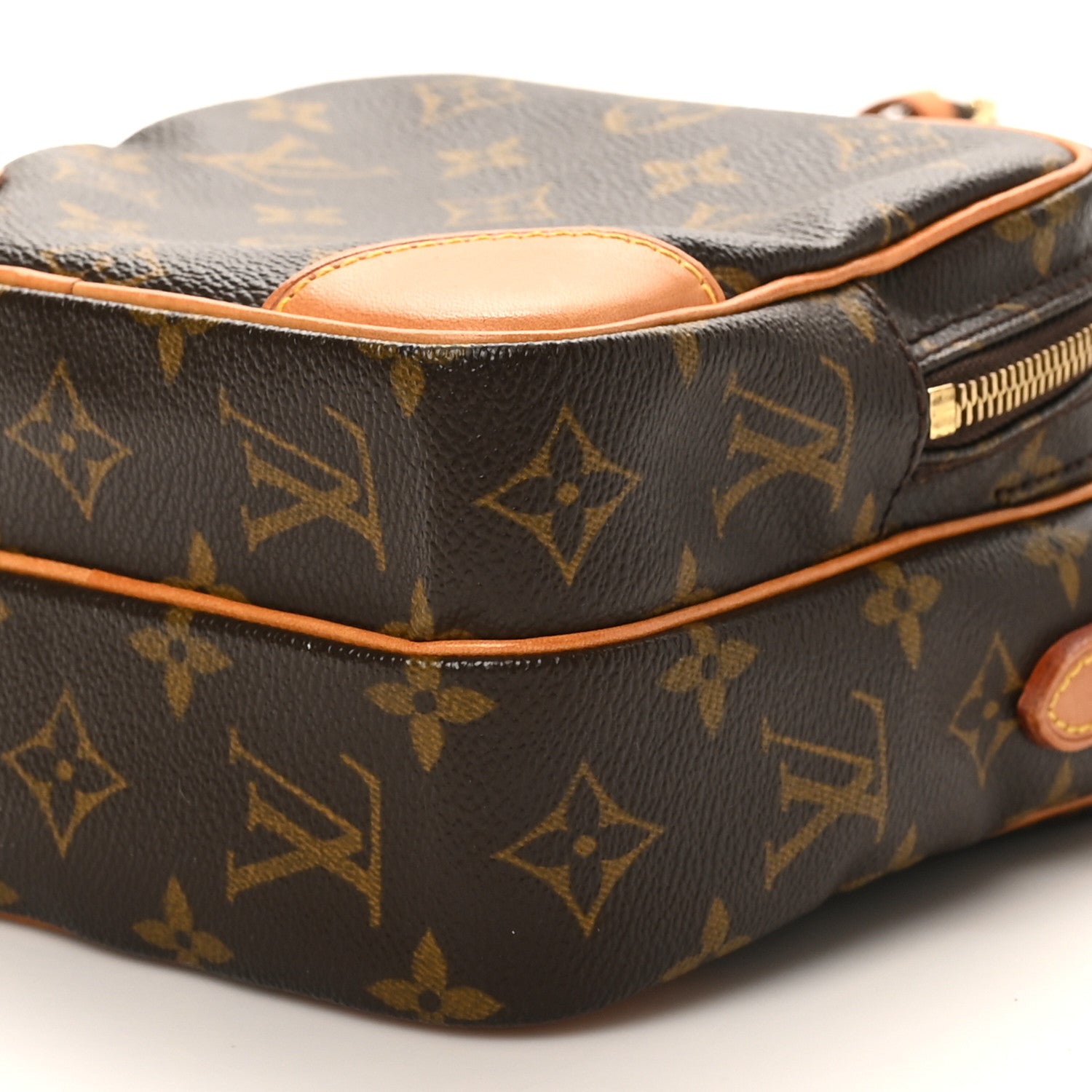 Monogram Amazone