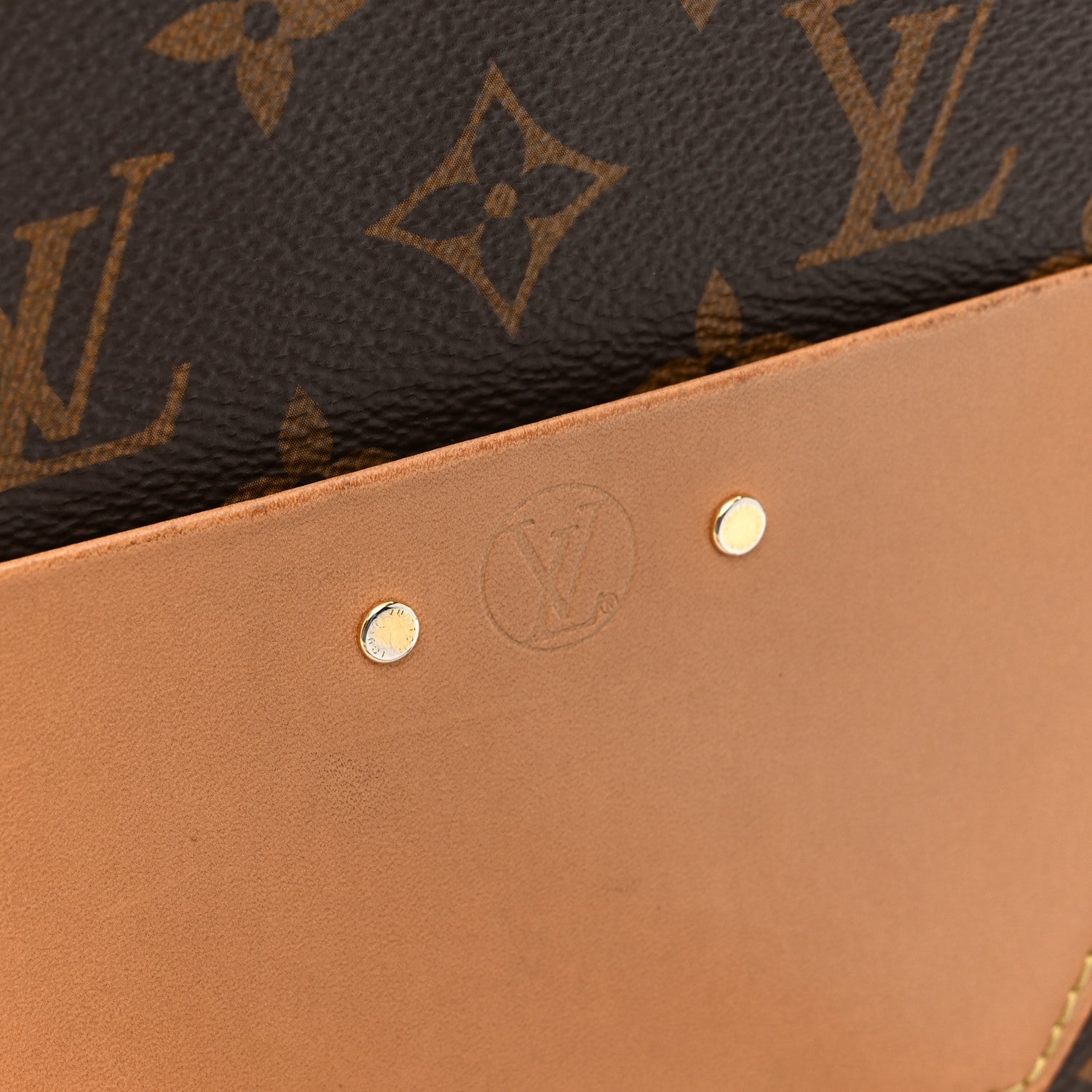 Monogram Boite Chapeau Souple MM
