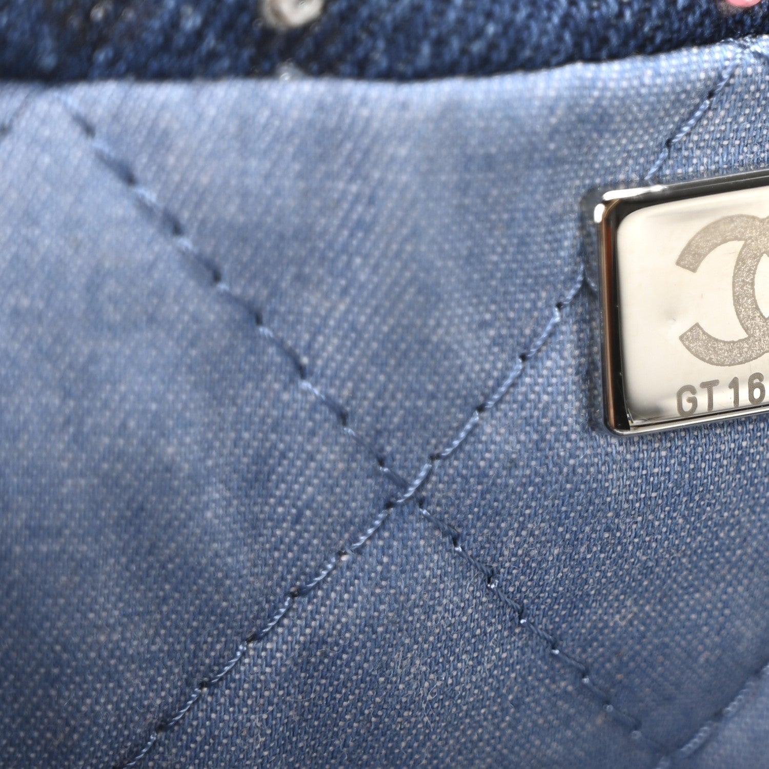 Denim Sequin Chanel 22 Blue
