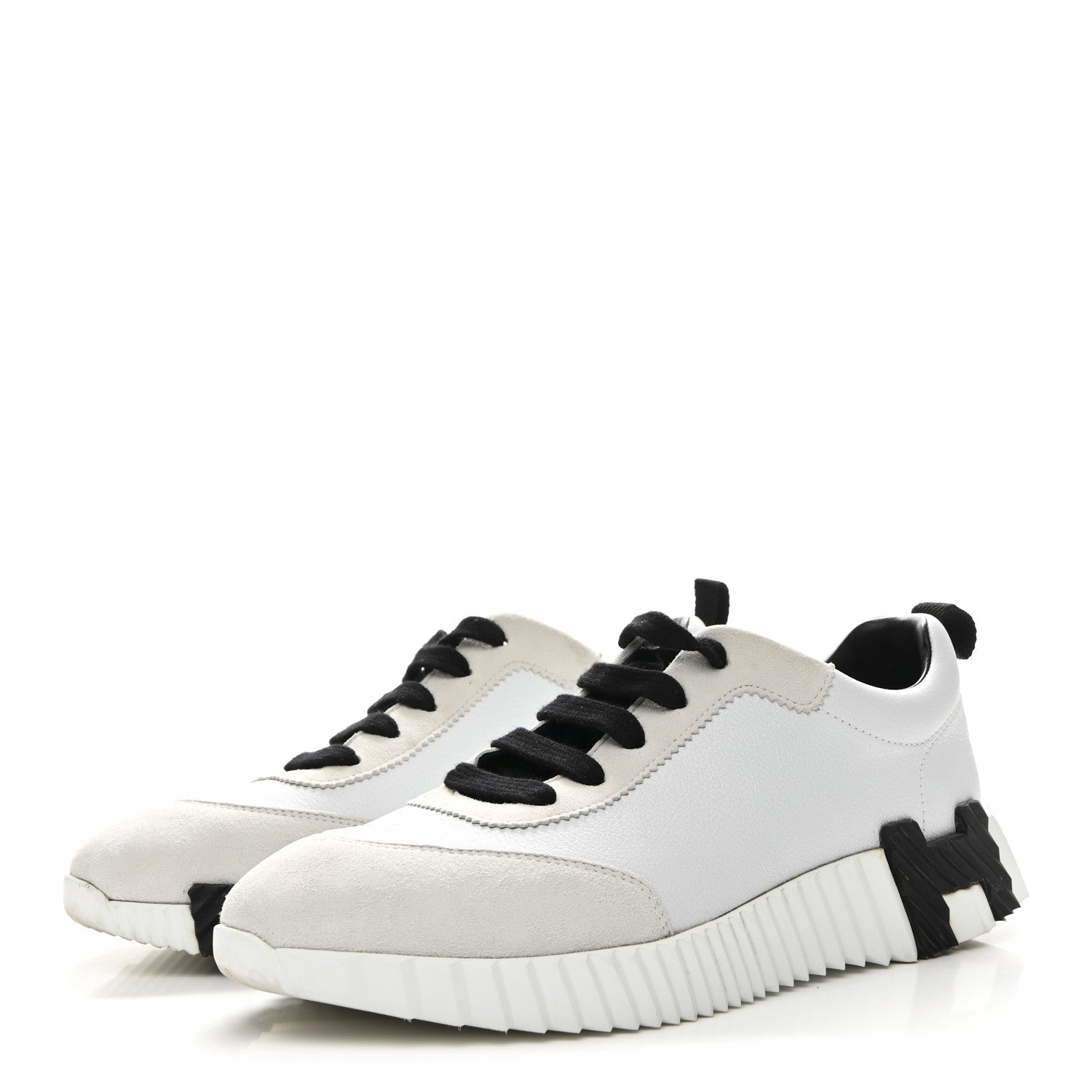 Sport Goatskin Suede Goatskin Bouncing Sneakers 37 White Black