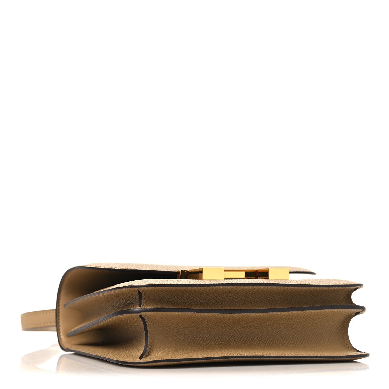 Epsom Constance 18 Poussiere