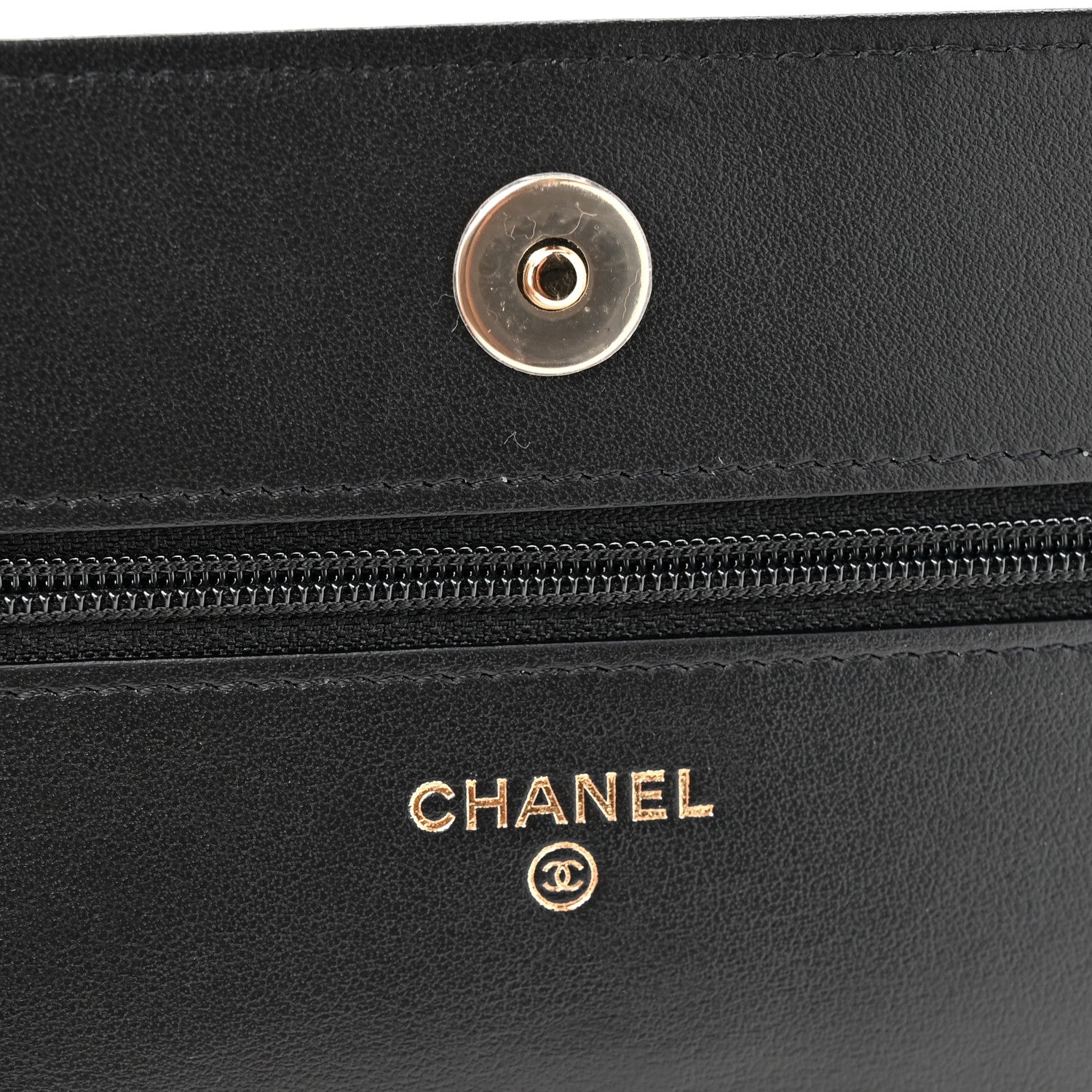 Lambskin Quilted Pearl Wallet On Chain WOC Black