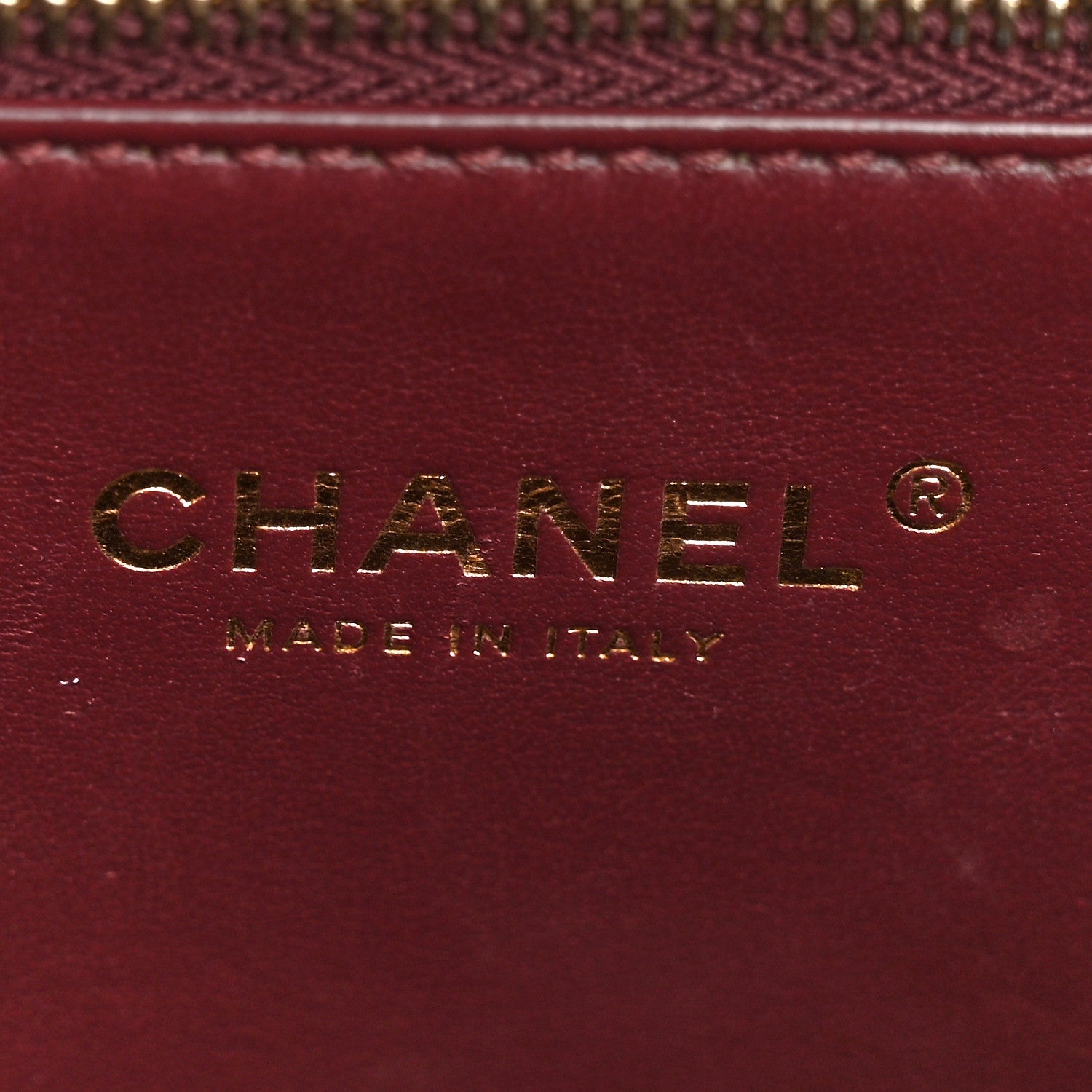 Caviar Quilted Chain Frame Flap Black