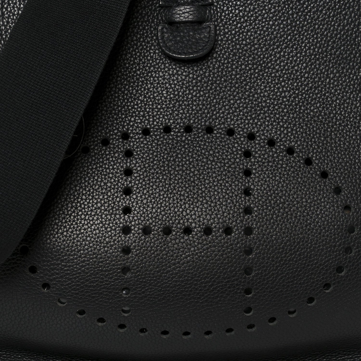 Taurillon Clemence Evelyne II PM Black