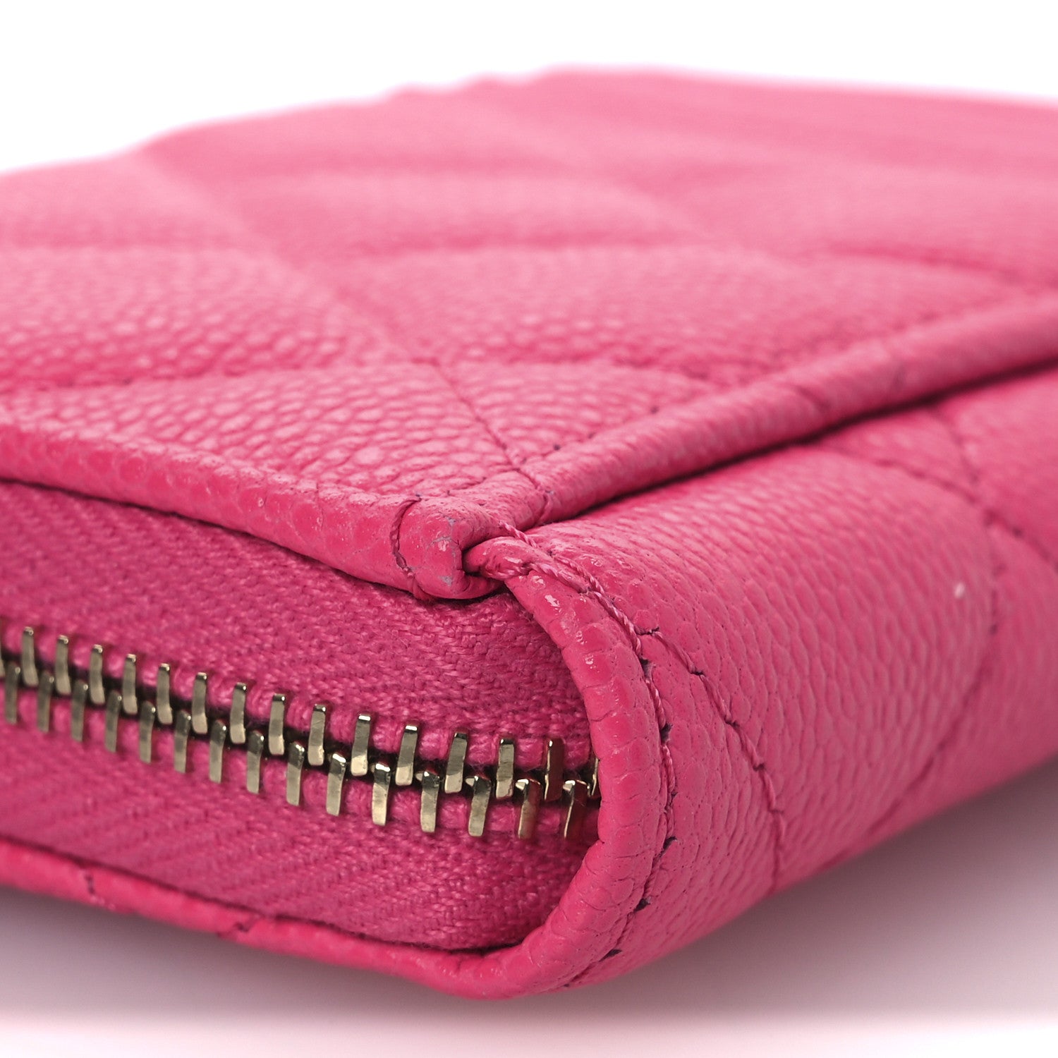 Caviar Quilted CC Zip Around Card Holder Pink