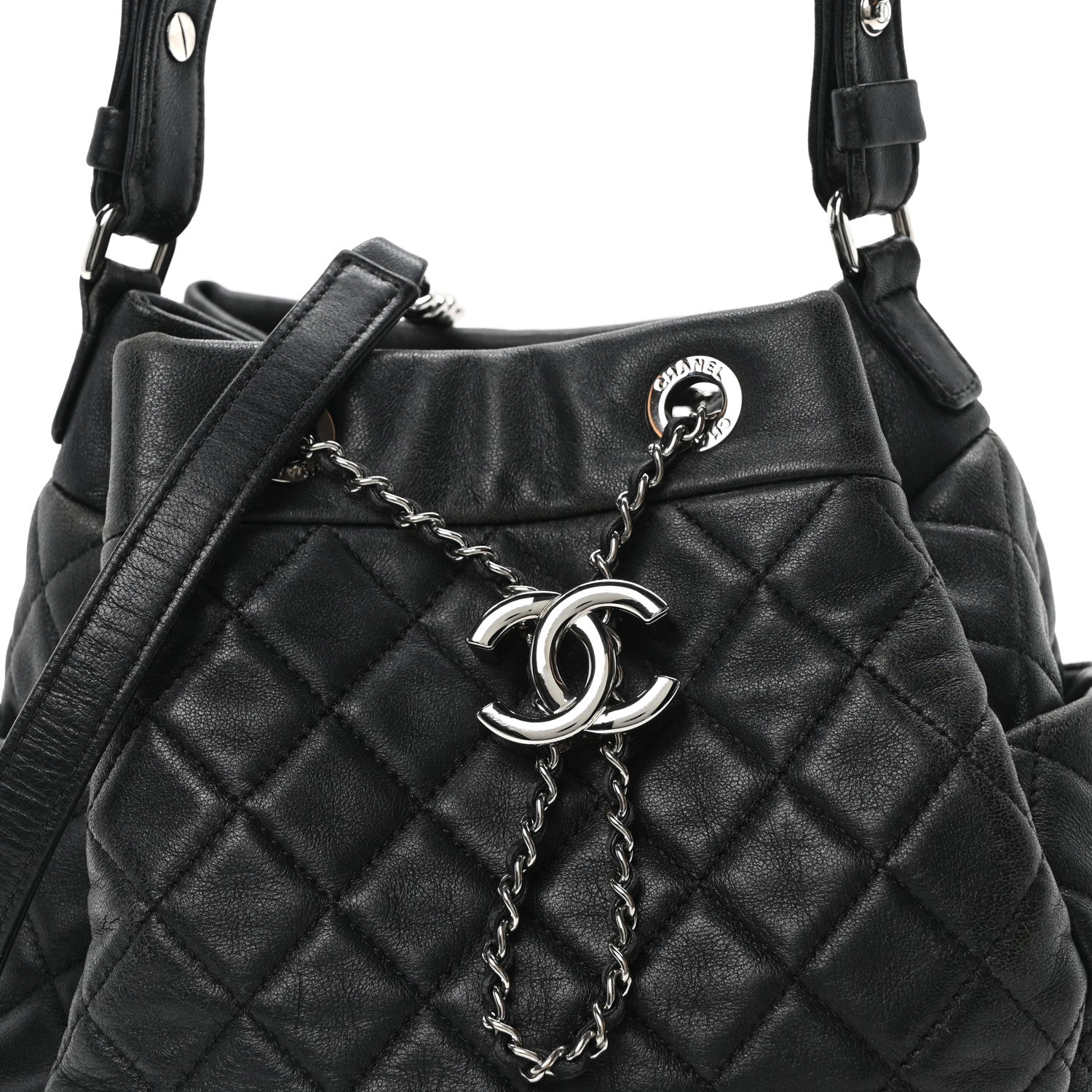 Caviar Flat Quilted CC Chain Bucket Drawstring Bag Black