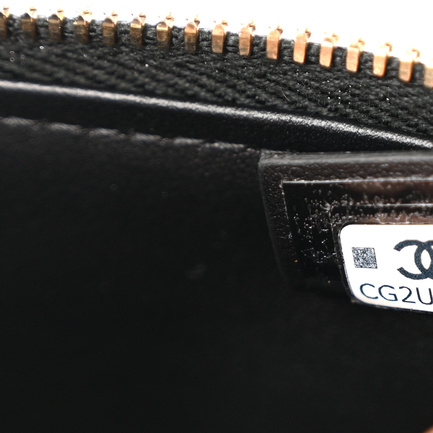 Caviar Quilted Top Handle Slim Vanity With Chain Black