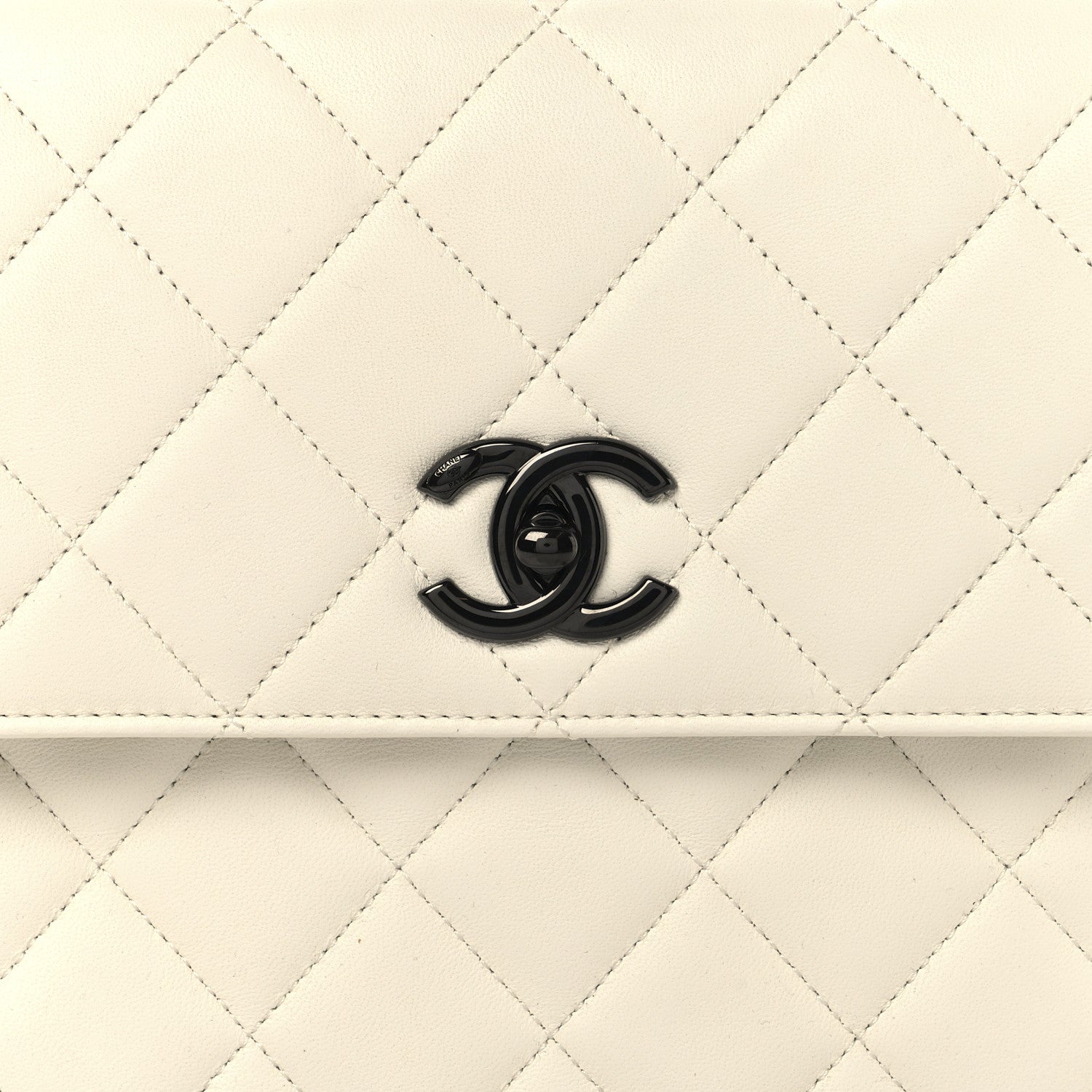 Lambskin Quilted Medium Trendy CC Dual Handle Flap Bag White