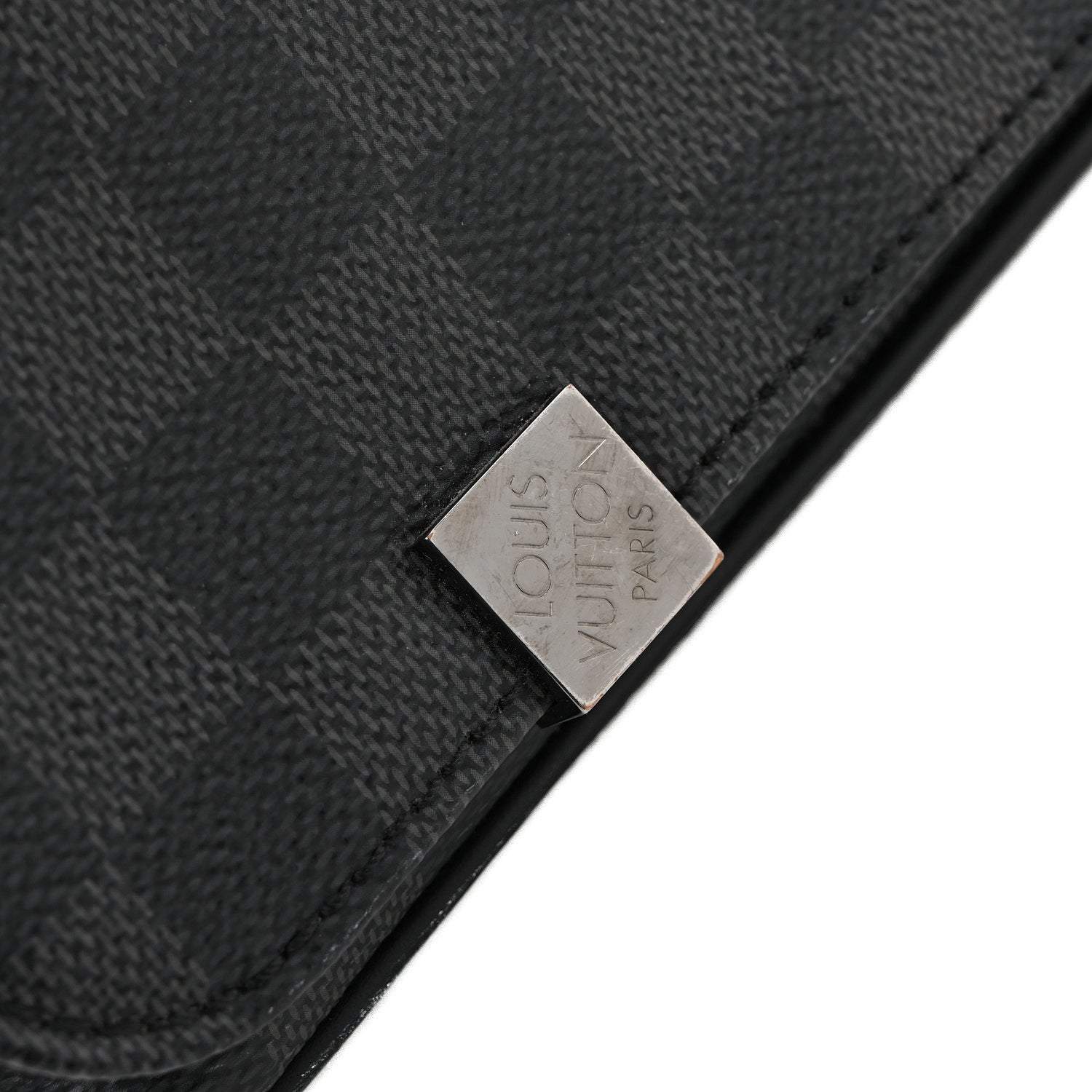 Damier Graphite District GM