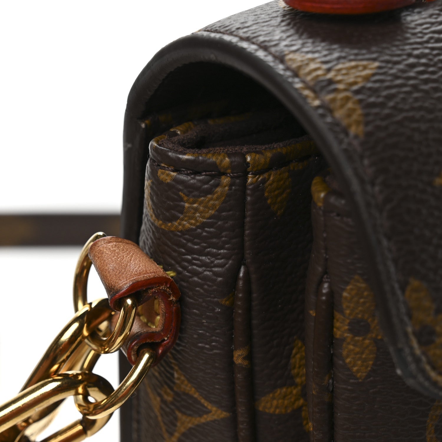 Monogram Pochette Metis East West