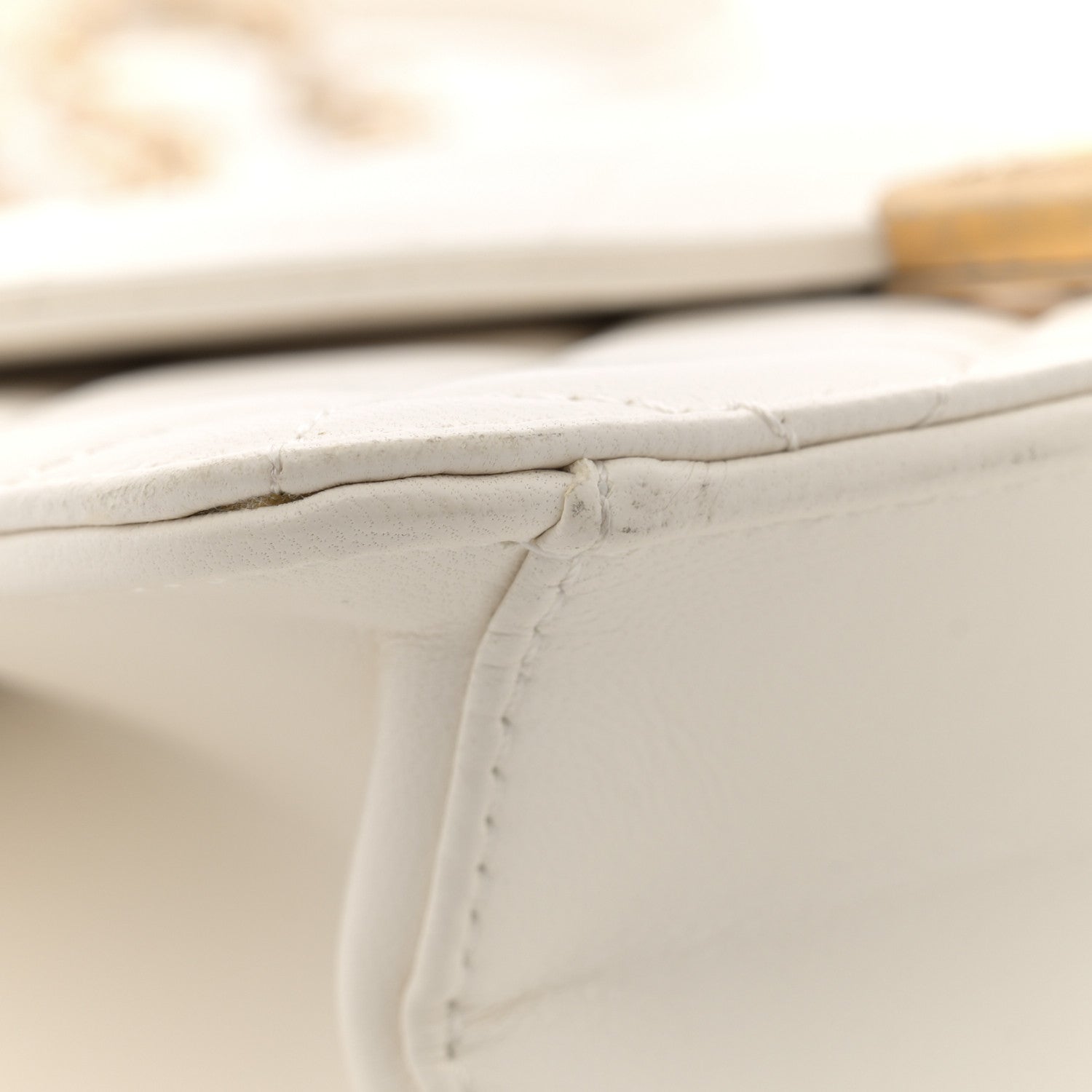 Calfskin Strass Quilted Flap White
