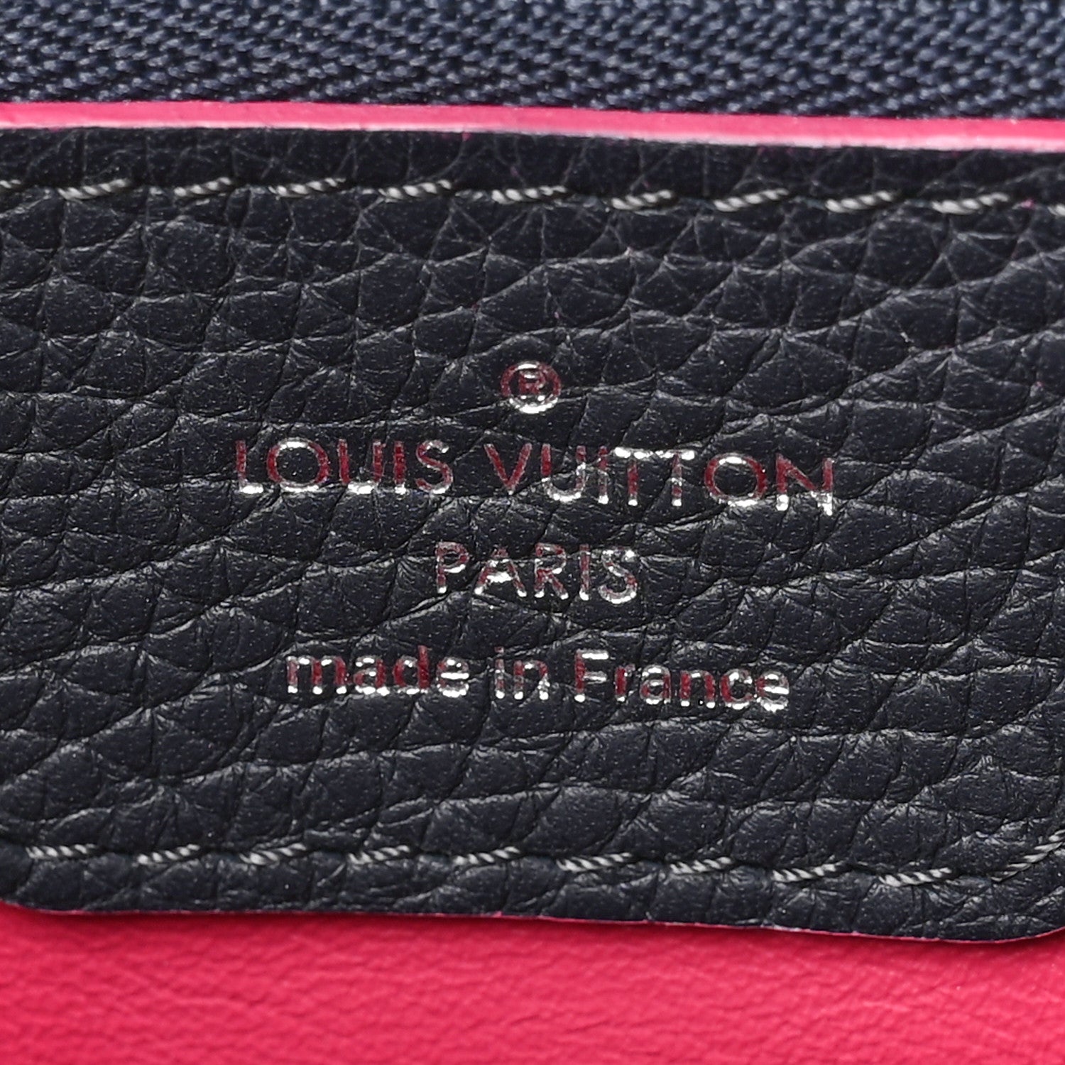 Taurillon Capucines PM Black Fuchsia