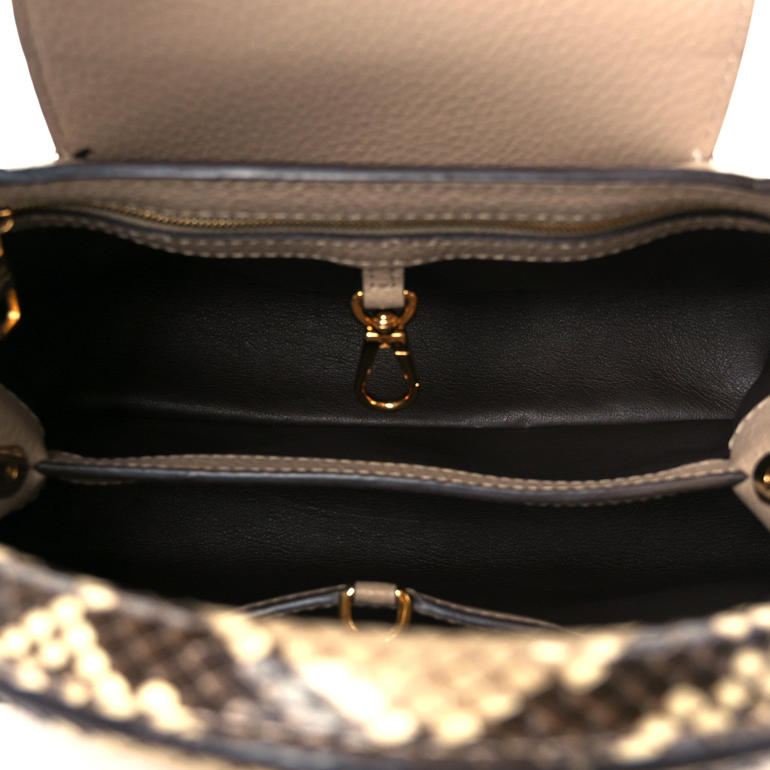 Taurillon Snakeskin Capucines PM Galet