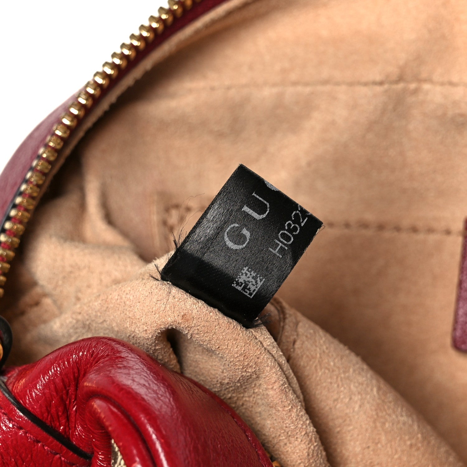 Monogram Azalea Calfskin Matelasse Diagonal Small GG Marmont Chain Shoulder Bag Beige Ebony New Cherry Red