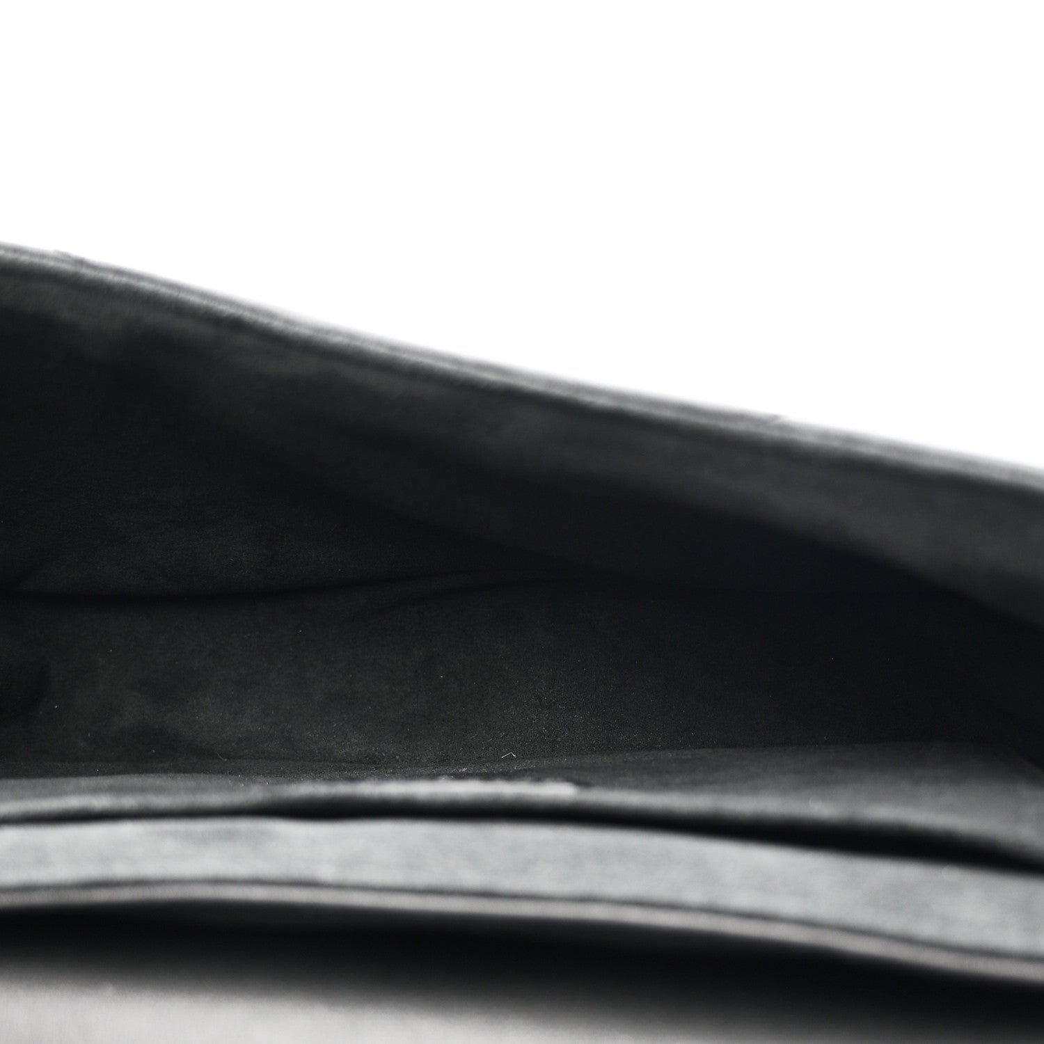 Calfskin New Wave Chain MM Black