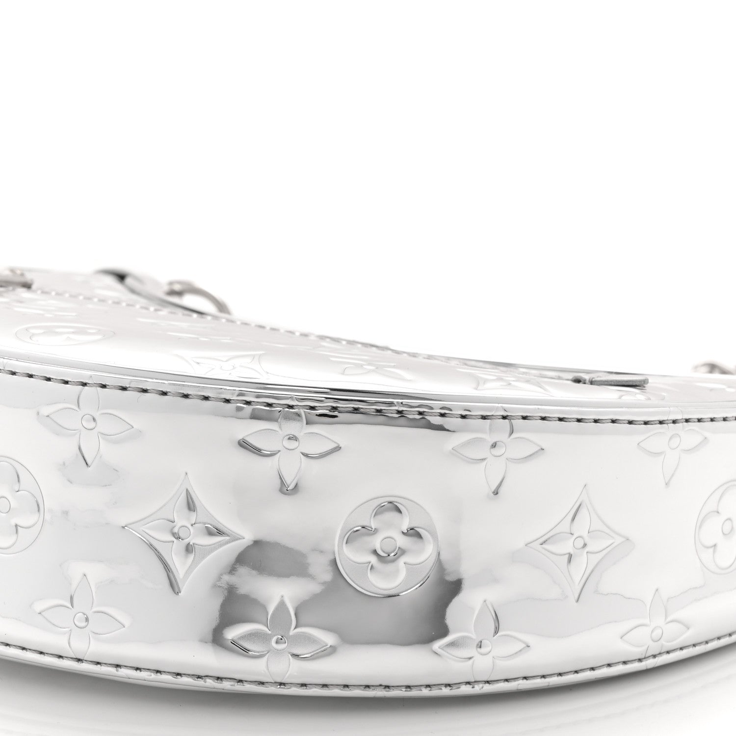 Monogram Miroir Loop PM Silver