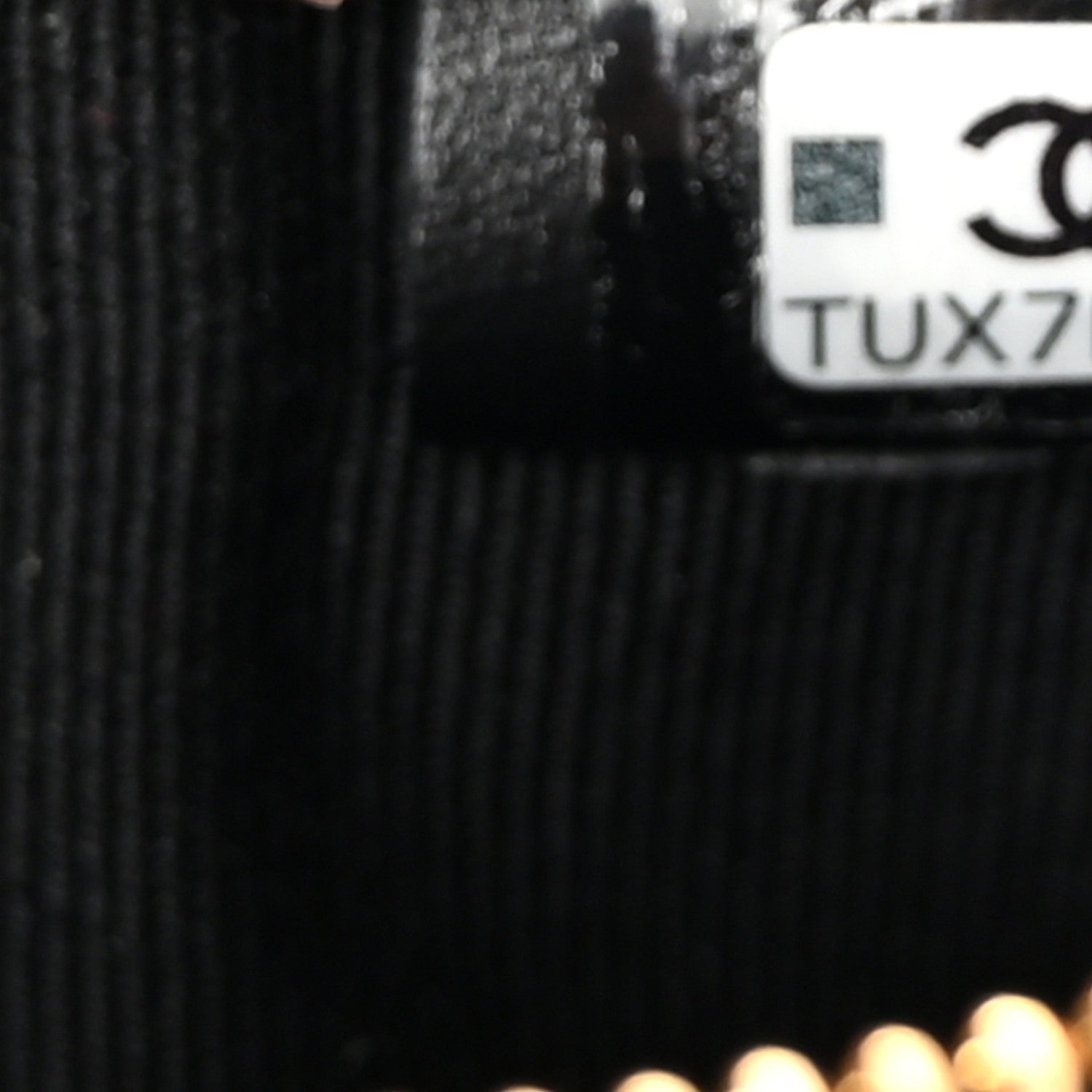 Caviar Quilted CC Small Pouch Black