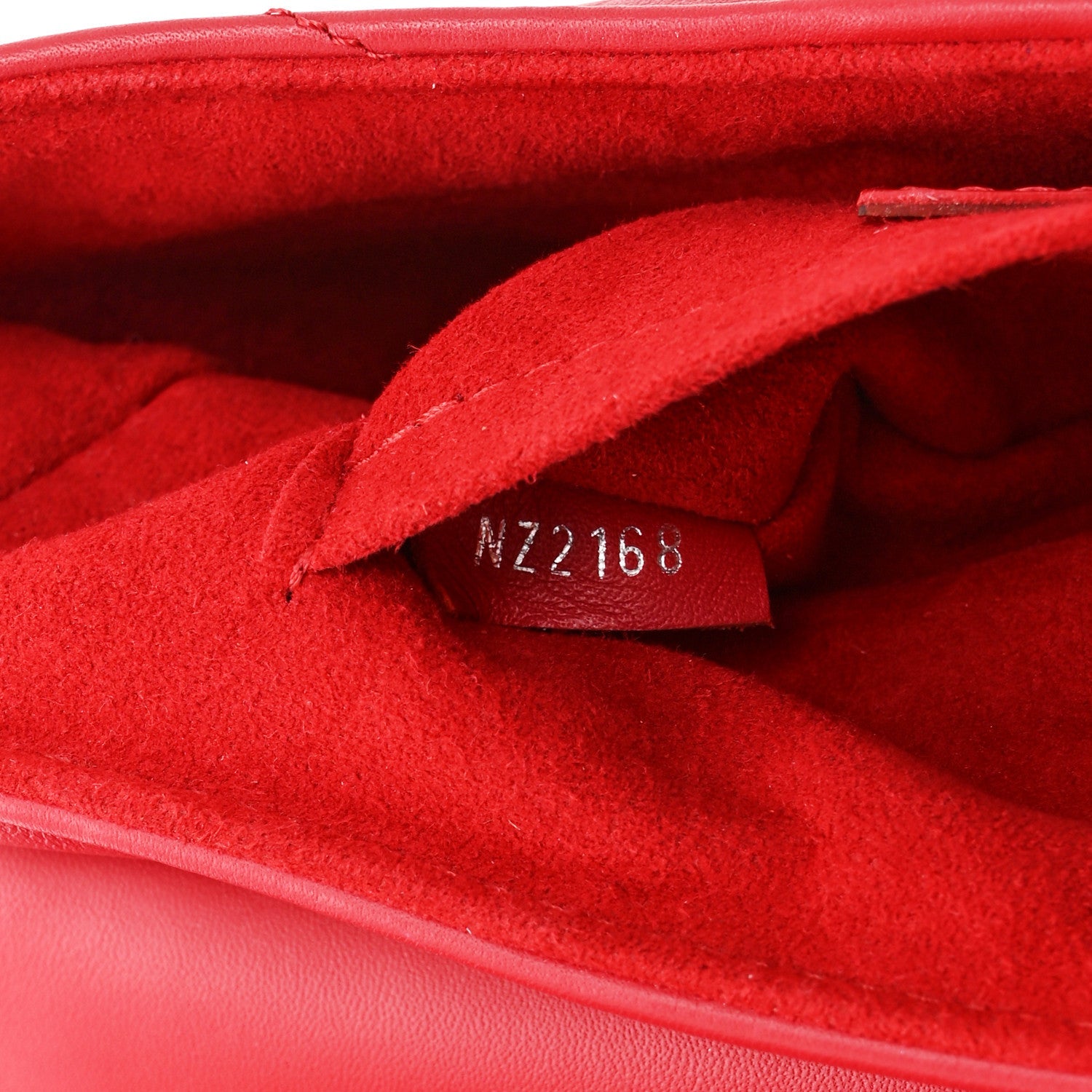 Calfskin New Wave Chain PM Scarlet
