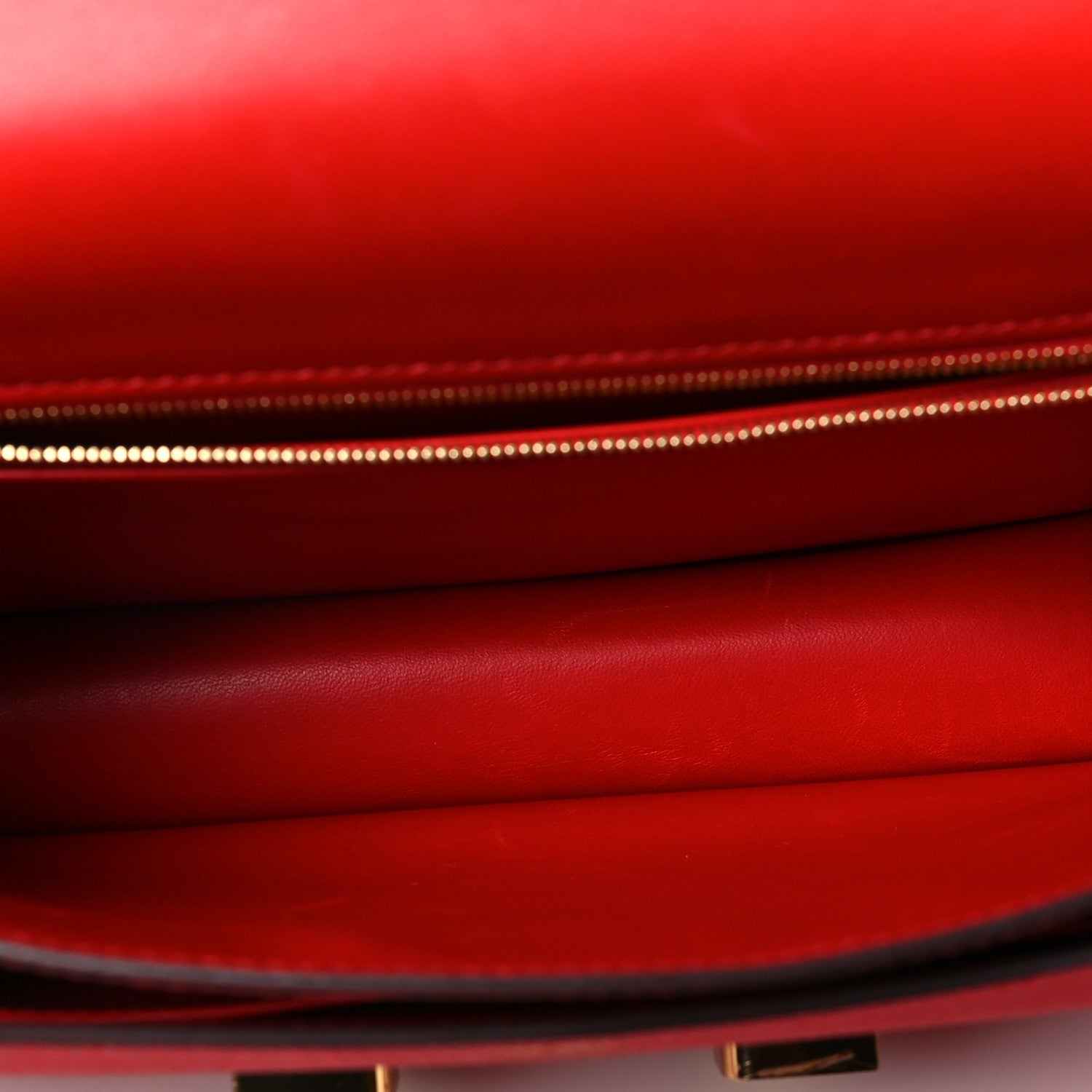 Epsom Constance 24 Rouge de Coeur