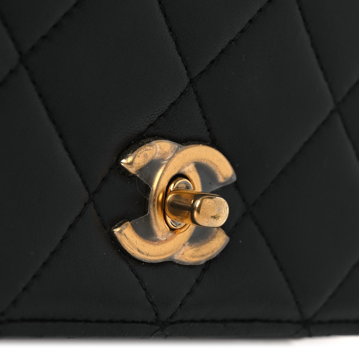 Lambskin Mini Carry Chic Flap Black