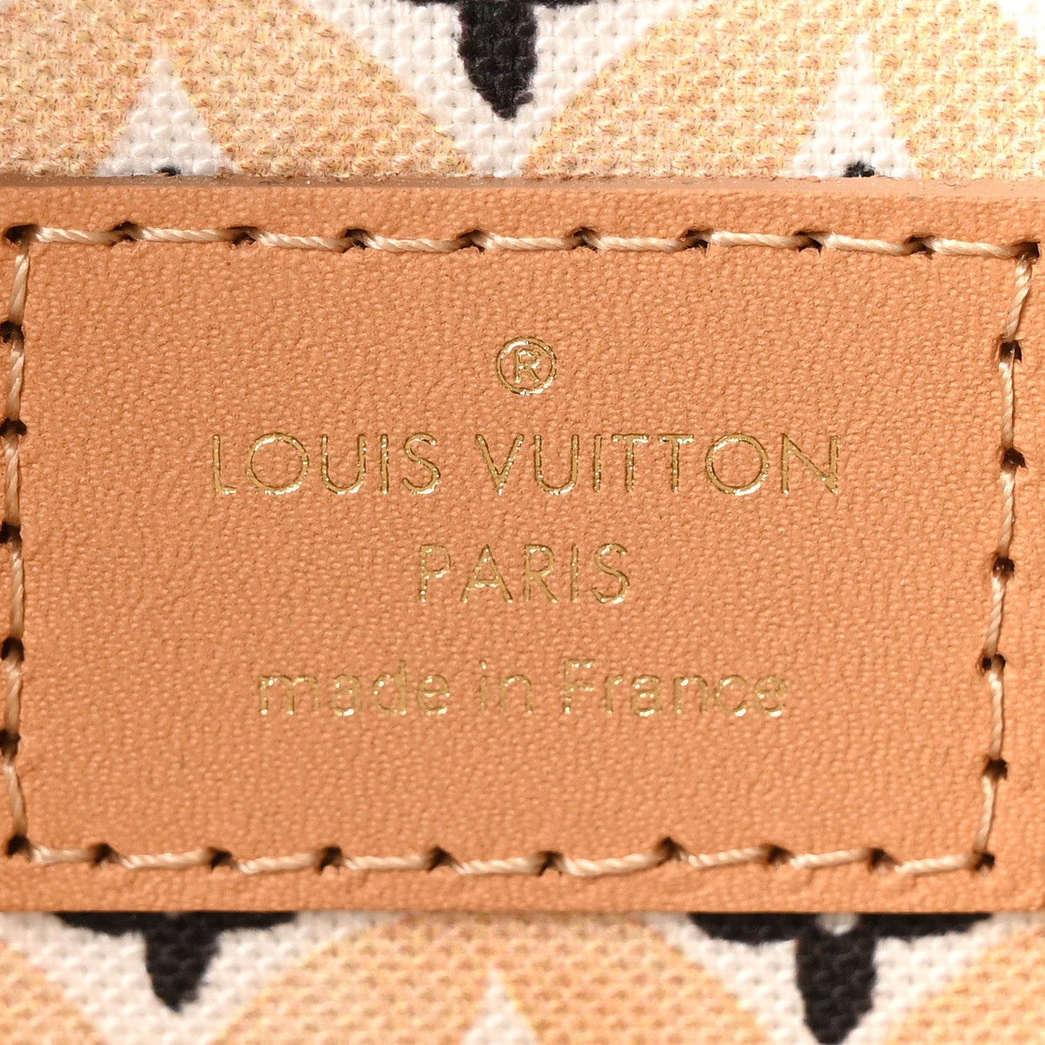 Monogram Giant By The Pool 2.0 Onthego MM Beige