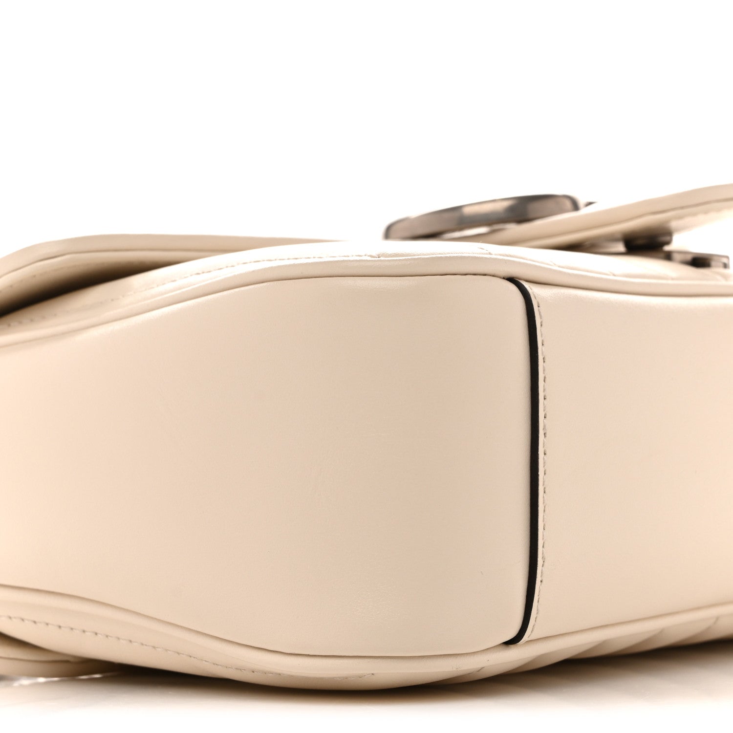 Calfskin Matelasse Aria Small GG Marmont Shoulder Bag Mystic White