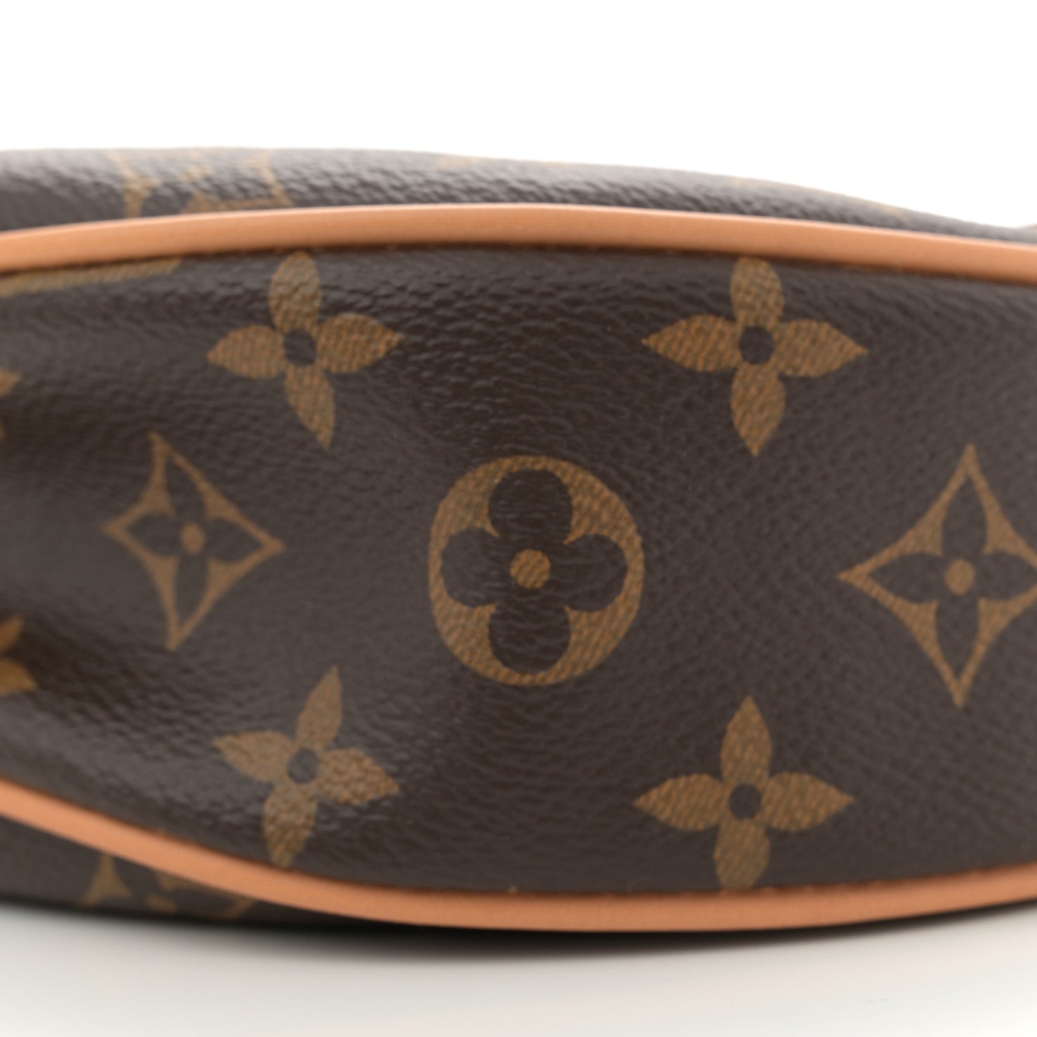 Monogram Loop