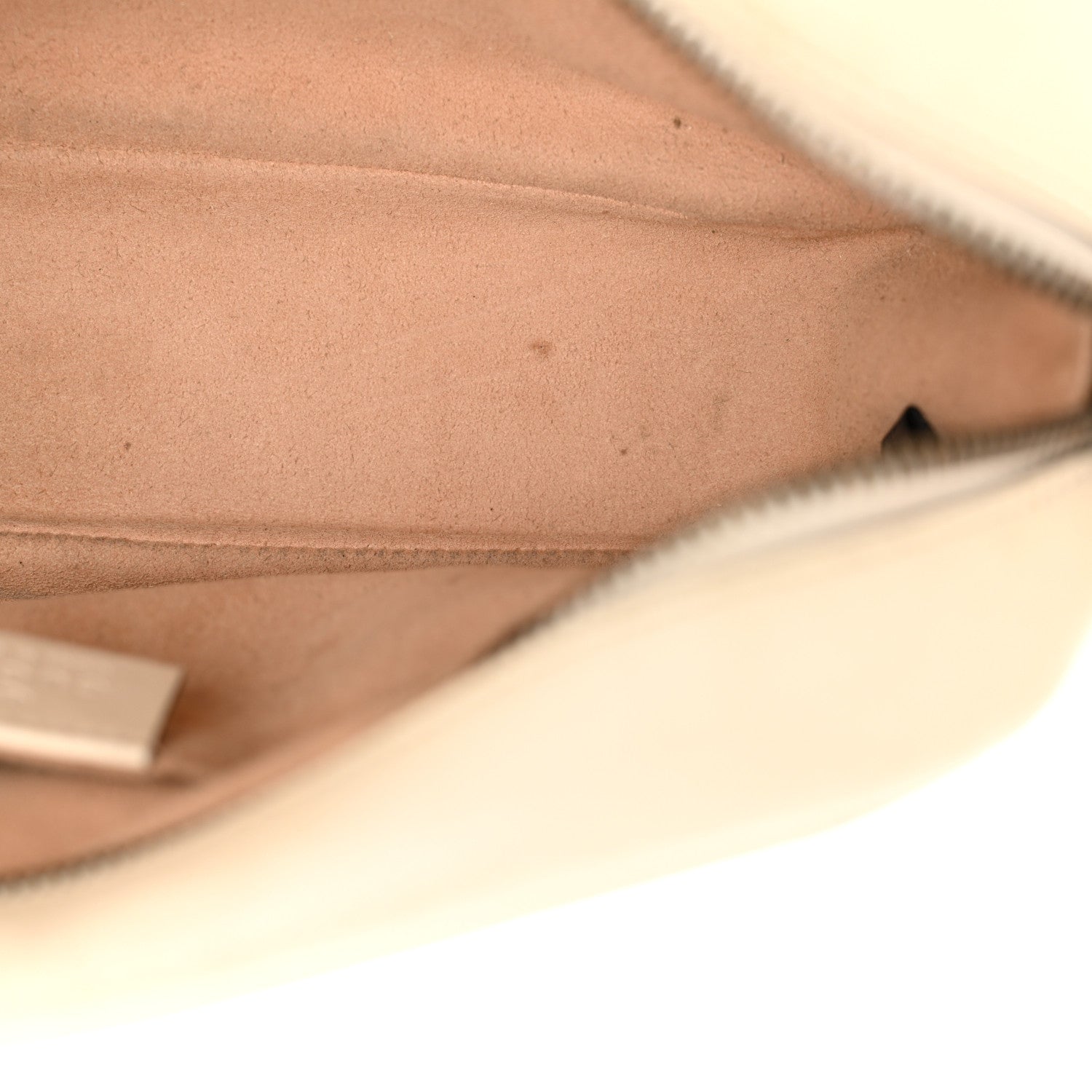 Calfskin Matelasse Small GG Marmont Chain Shoulder Bag White