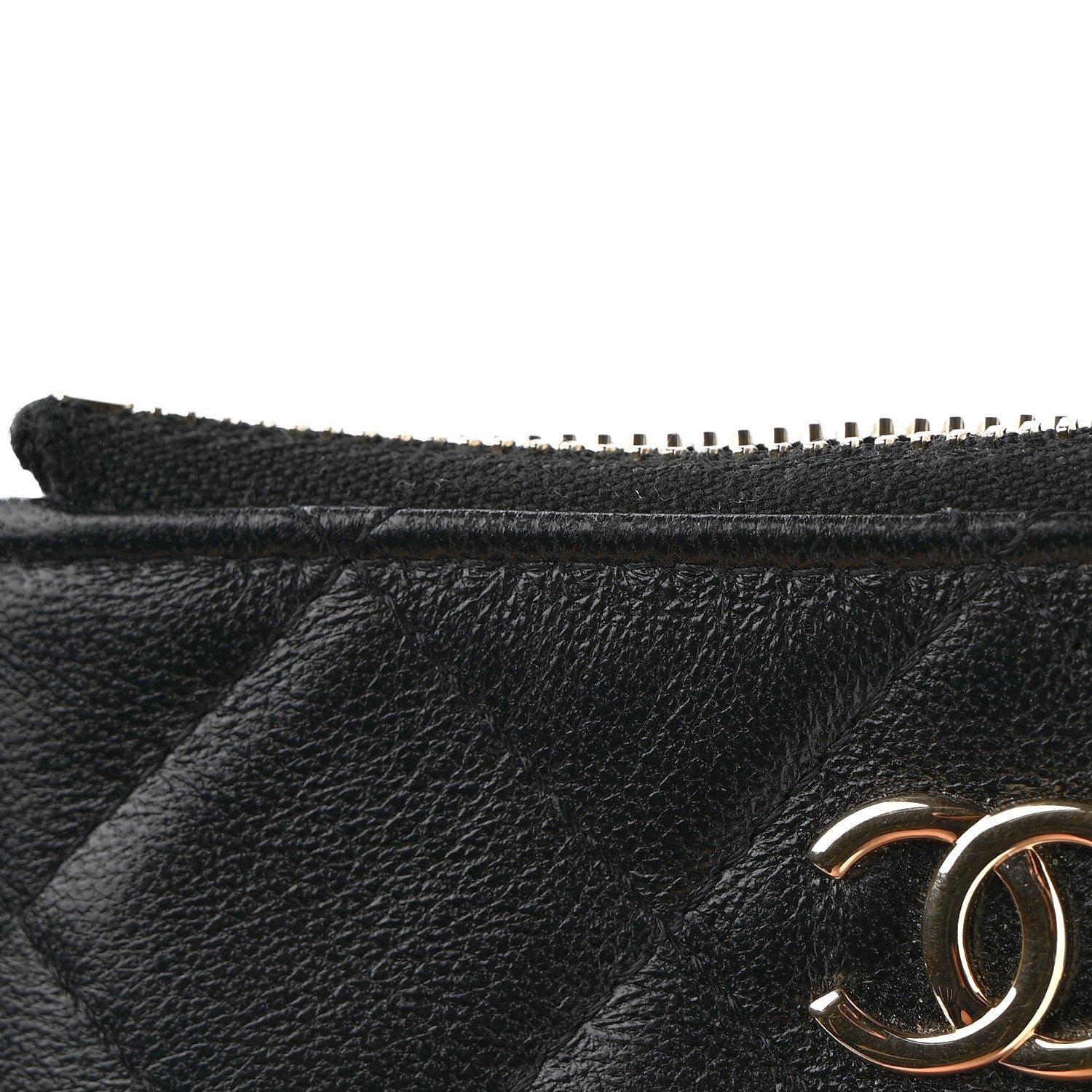 Mesh Shiny Lambskin Clutch With Chain  Black