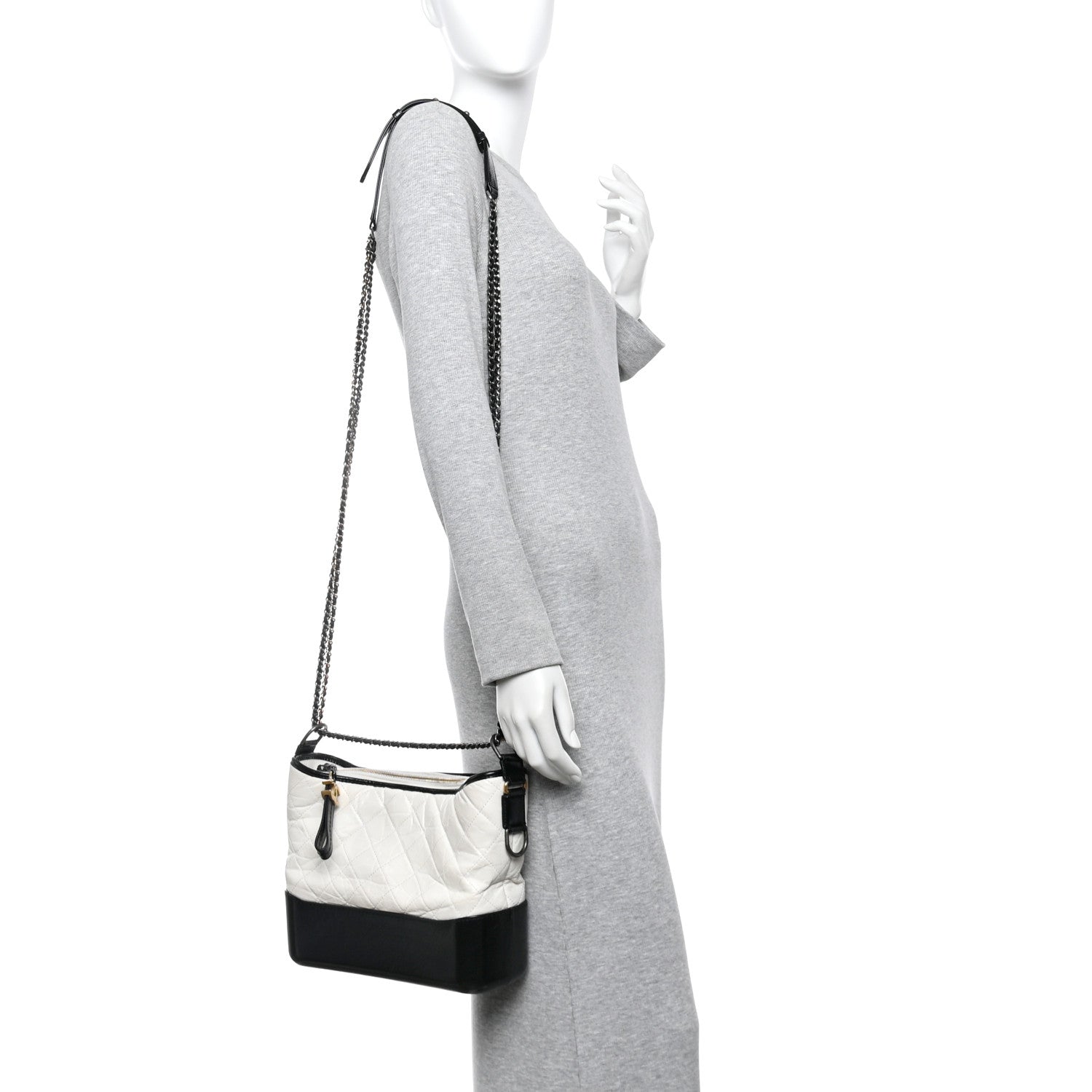 Aged Calfskin Quilted New Medium Gabrielle Hobo White