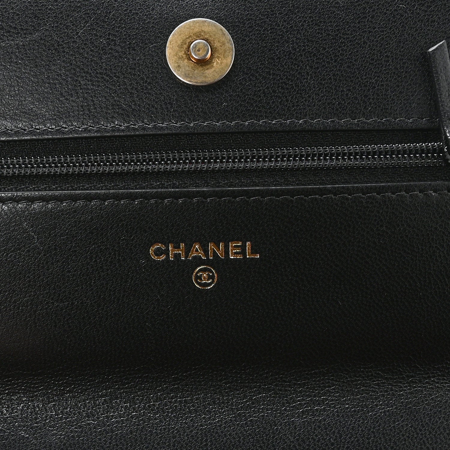Lambskin Quilted Chanel 19 Wallet On Chain WOC Black