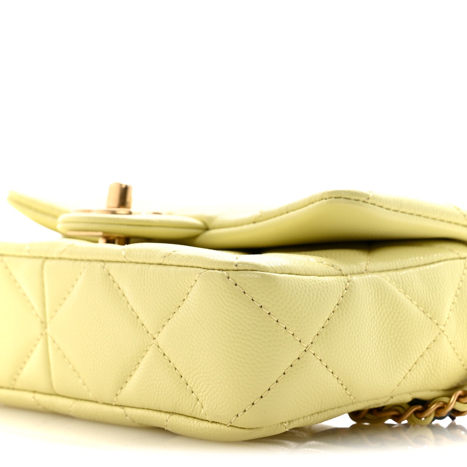 Shiny Caviar Belt Bag Light Green