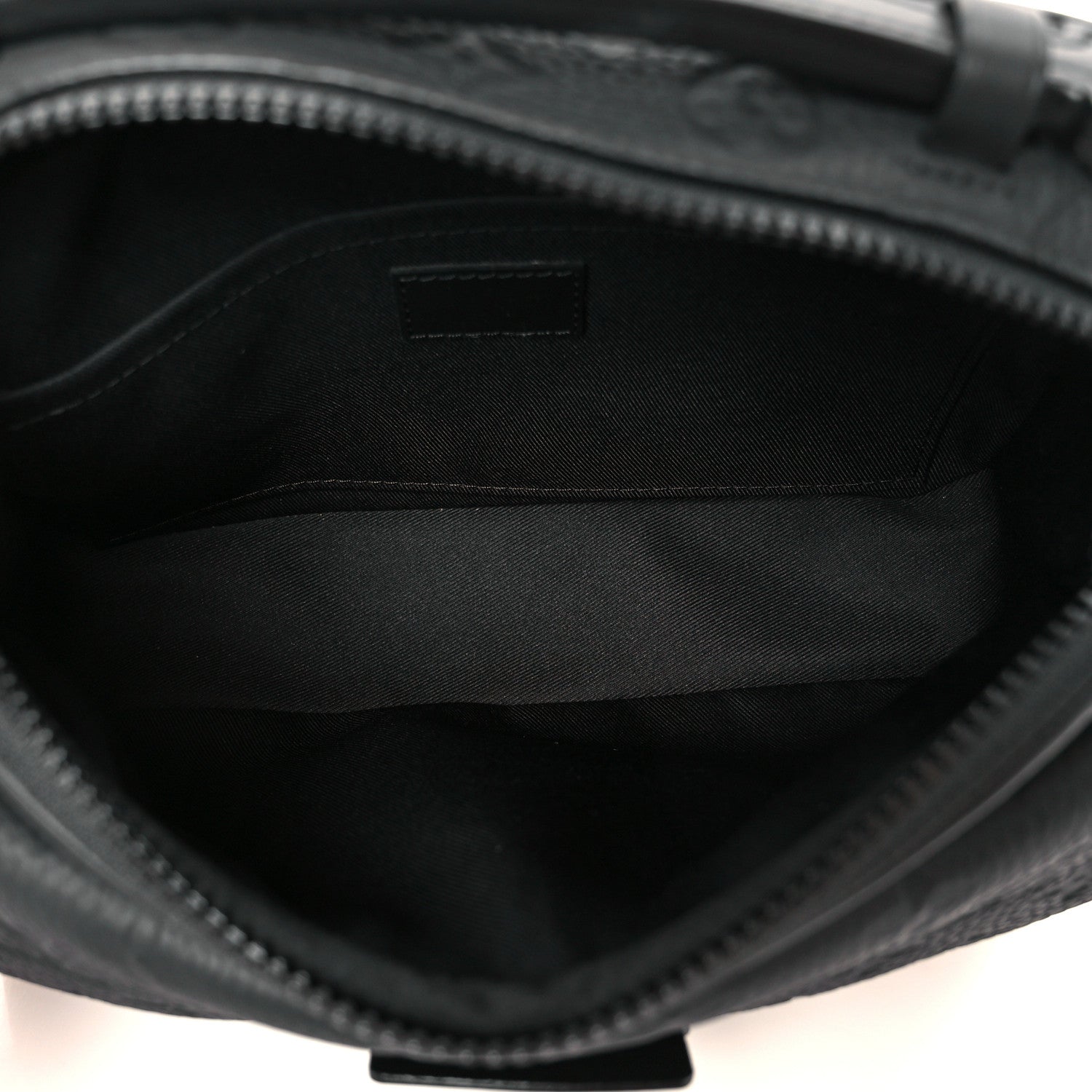 Taurillon Monogram S Lock Messenger Black