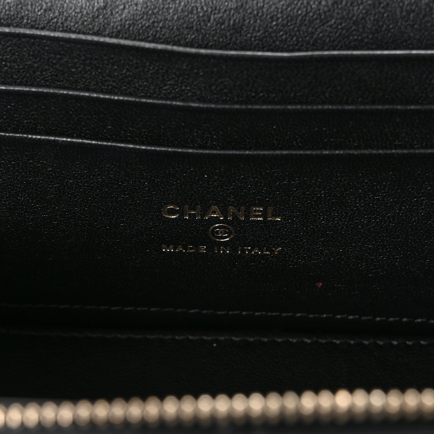 Lambskin Quilted Small Top Handle Vanity Case With Chain Black