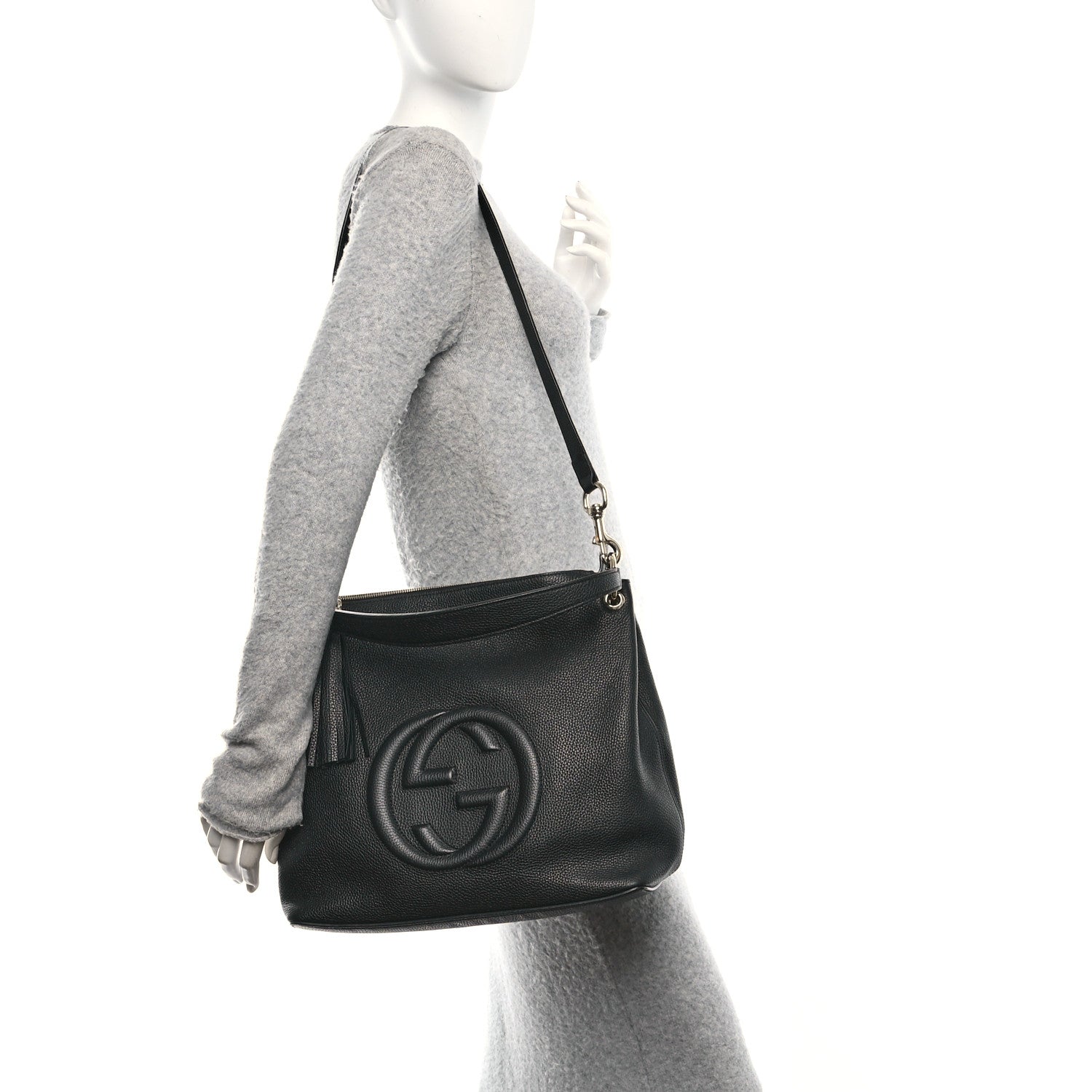 Pebbled Calfskin Large Soho Hobo Black