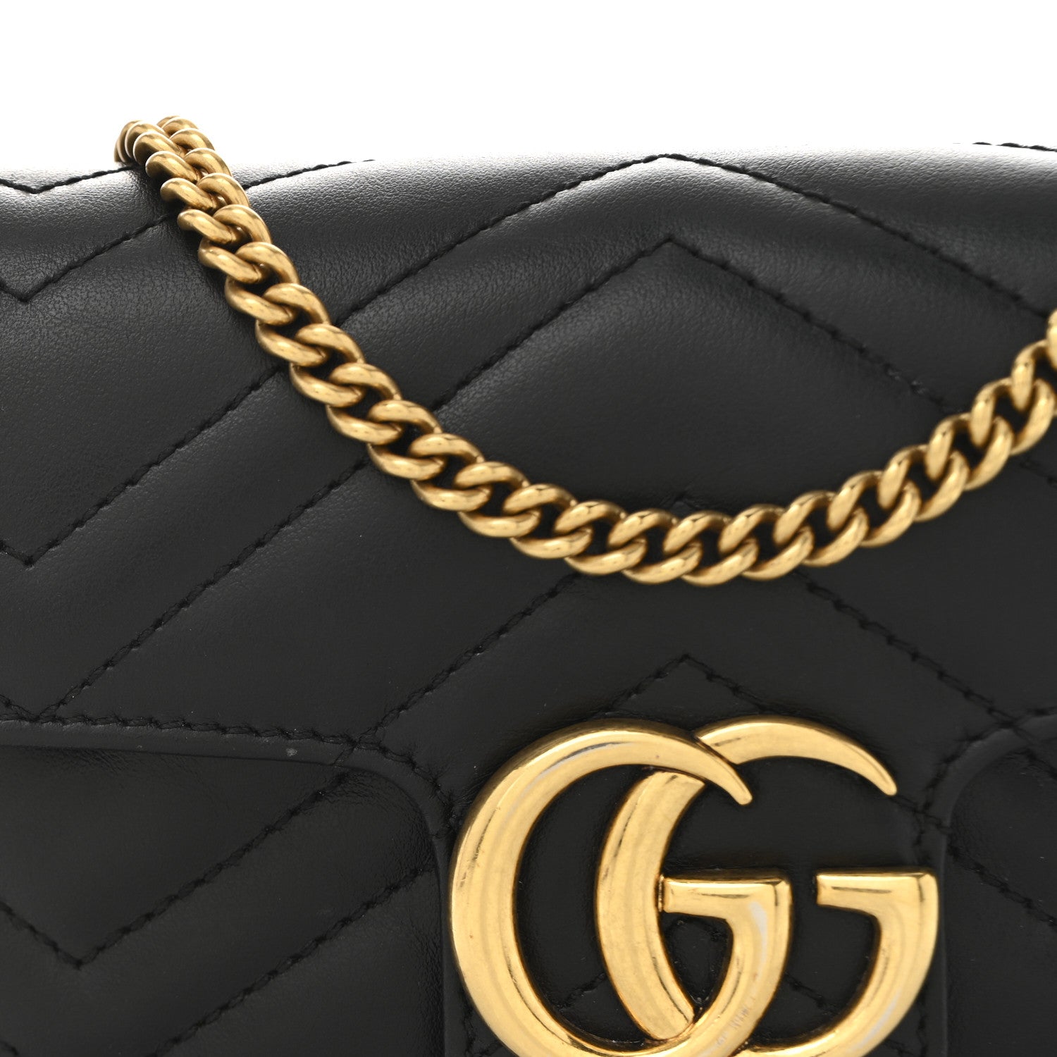 Calfskin Matelasse Super Mini GG Marmont Shoulder Bag Black