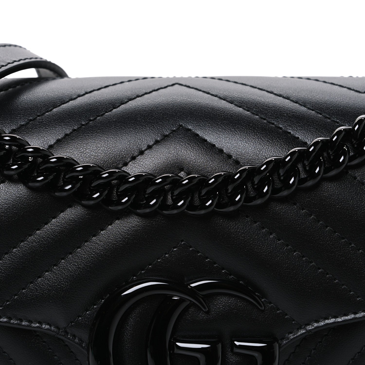 Calfskin Matelasse Monochrome Small GG Marmont Shoulder Bag Black
