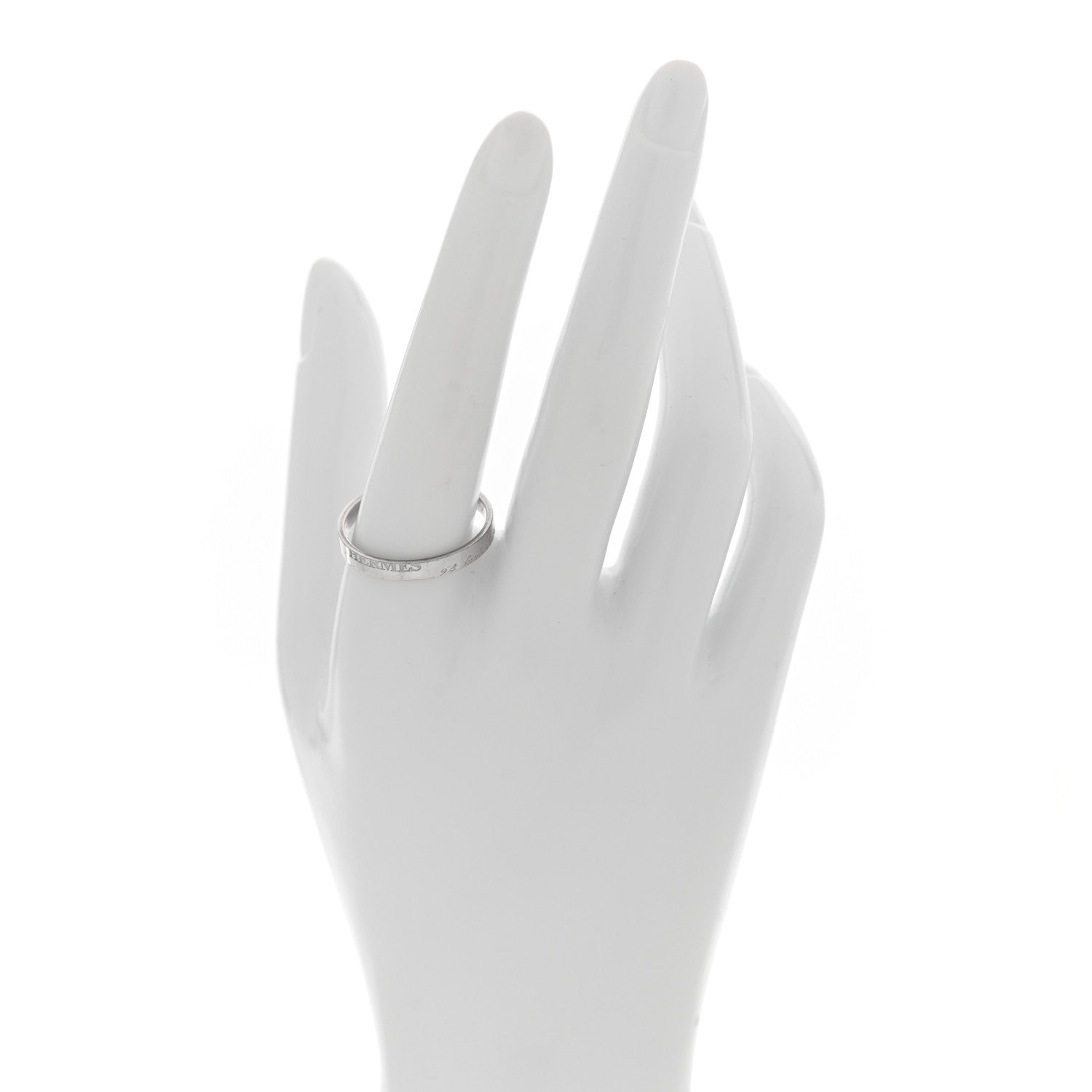 18K White Gold Cartouche Mini Band Ring 63 10.25