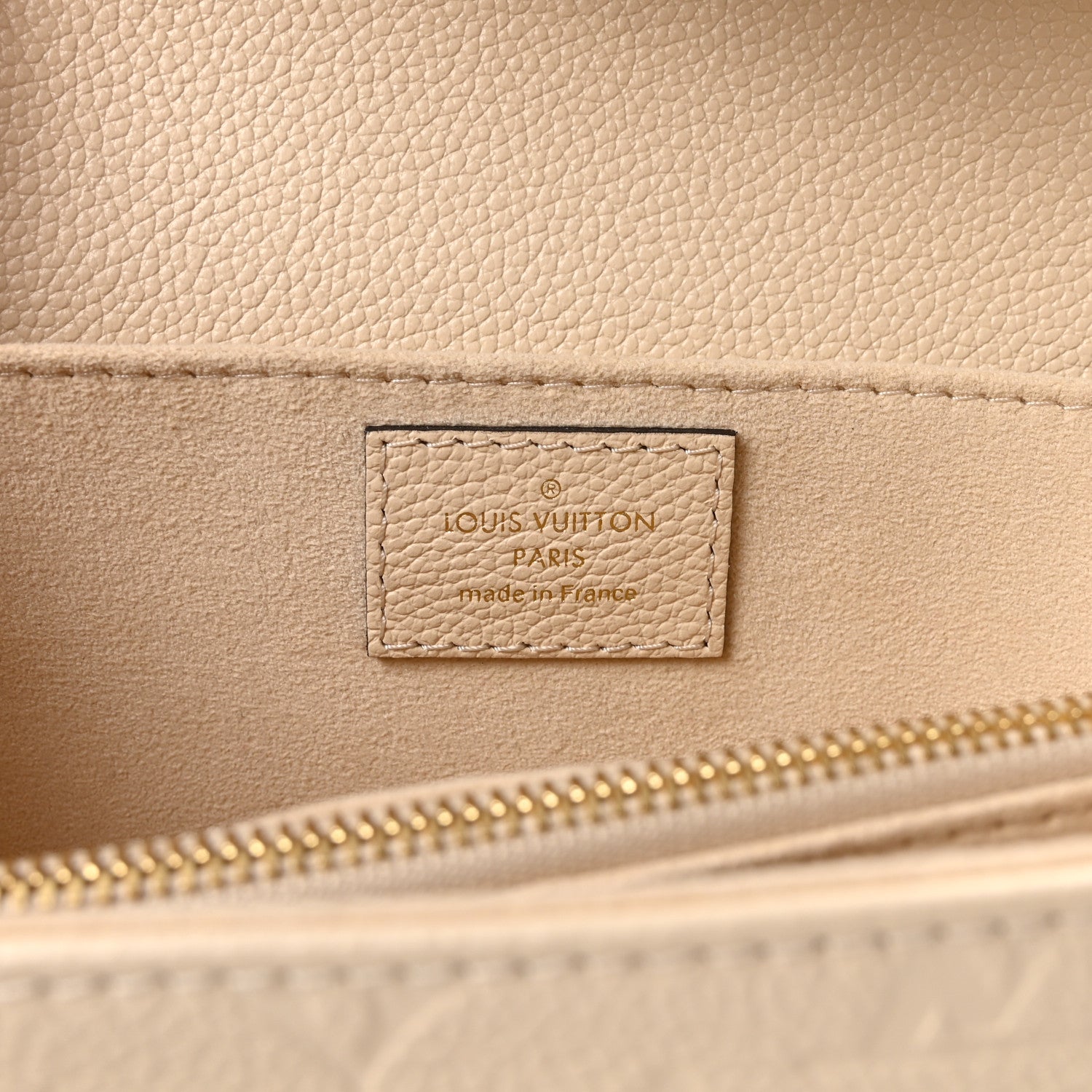 Empreinte Pochette Metis East West Cream