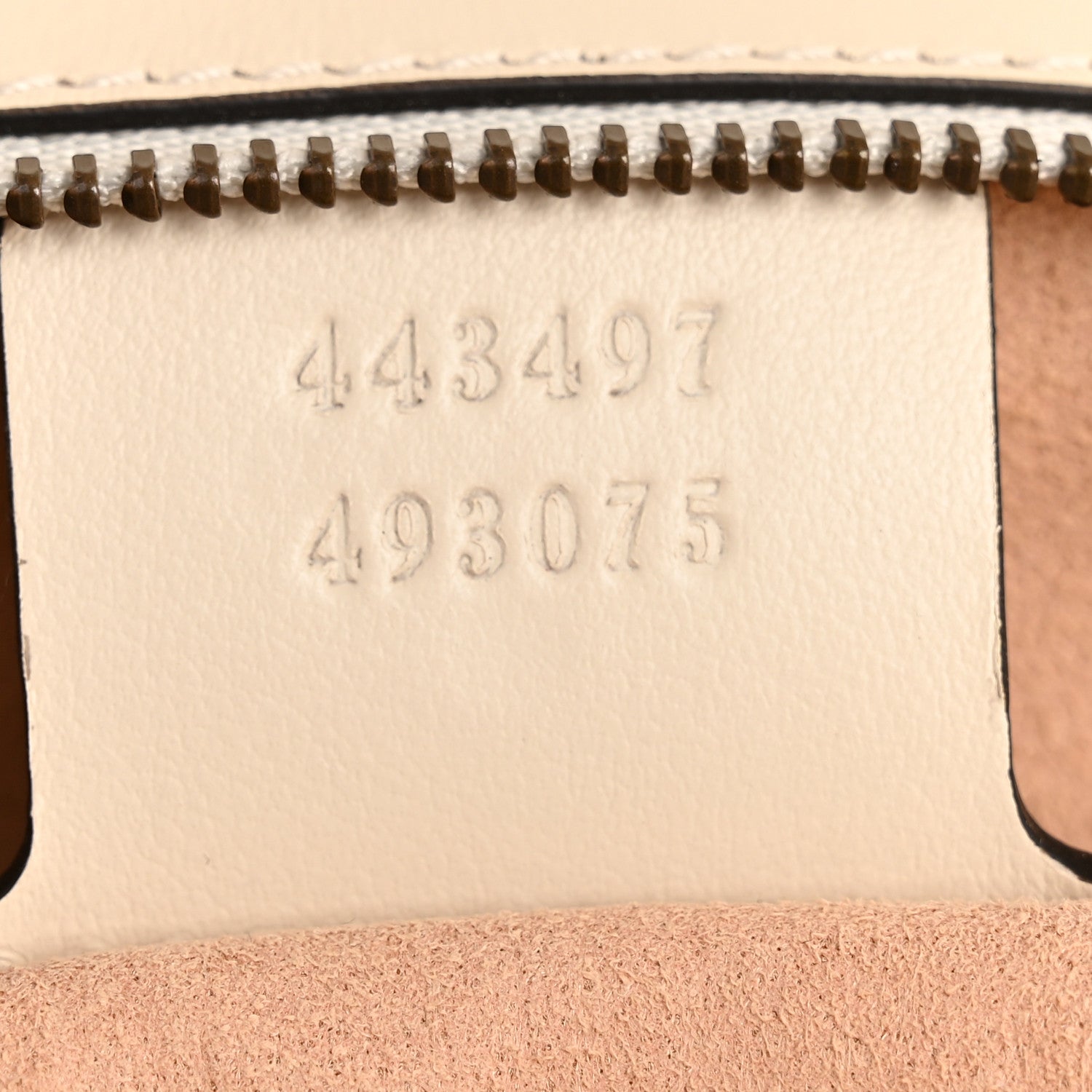 Calfskin Matelasse Small GG Marmont Shoulder Bag White