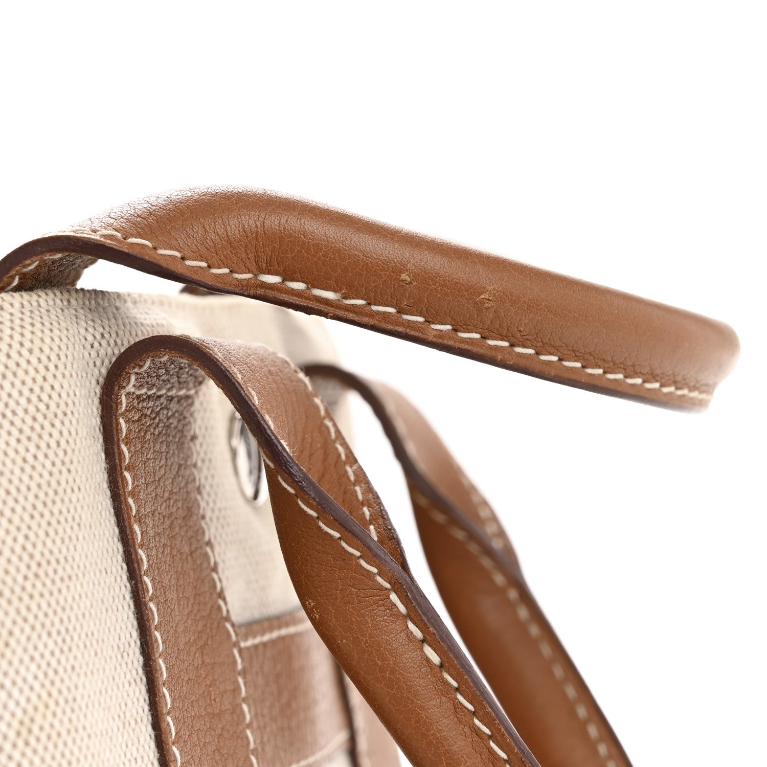 Toile Taurillon Clemence Sac Harnais Tote PM Beige Gold