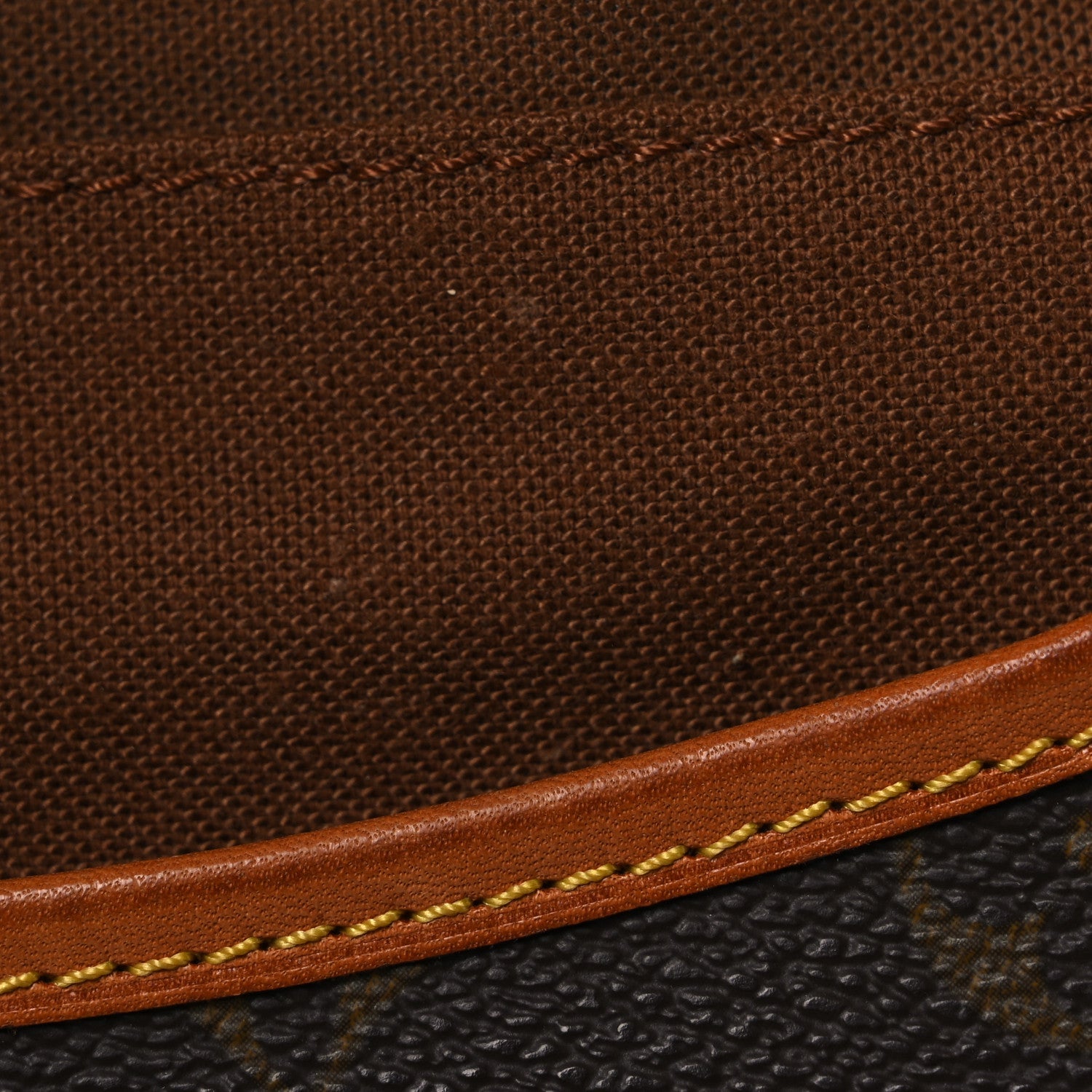 Monogram Saumur 35