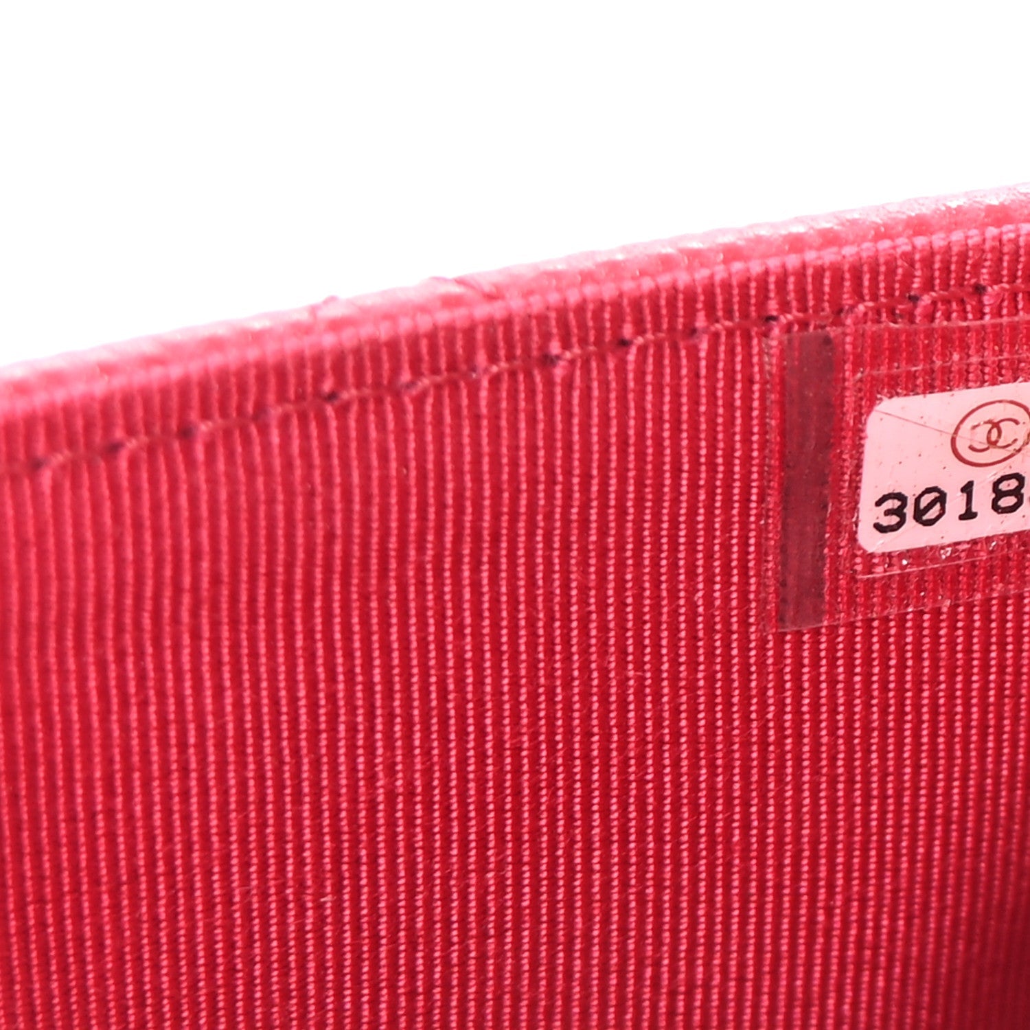 Caviar Quilted Wallet on Chain WOC Dark Pink