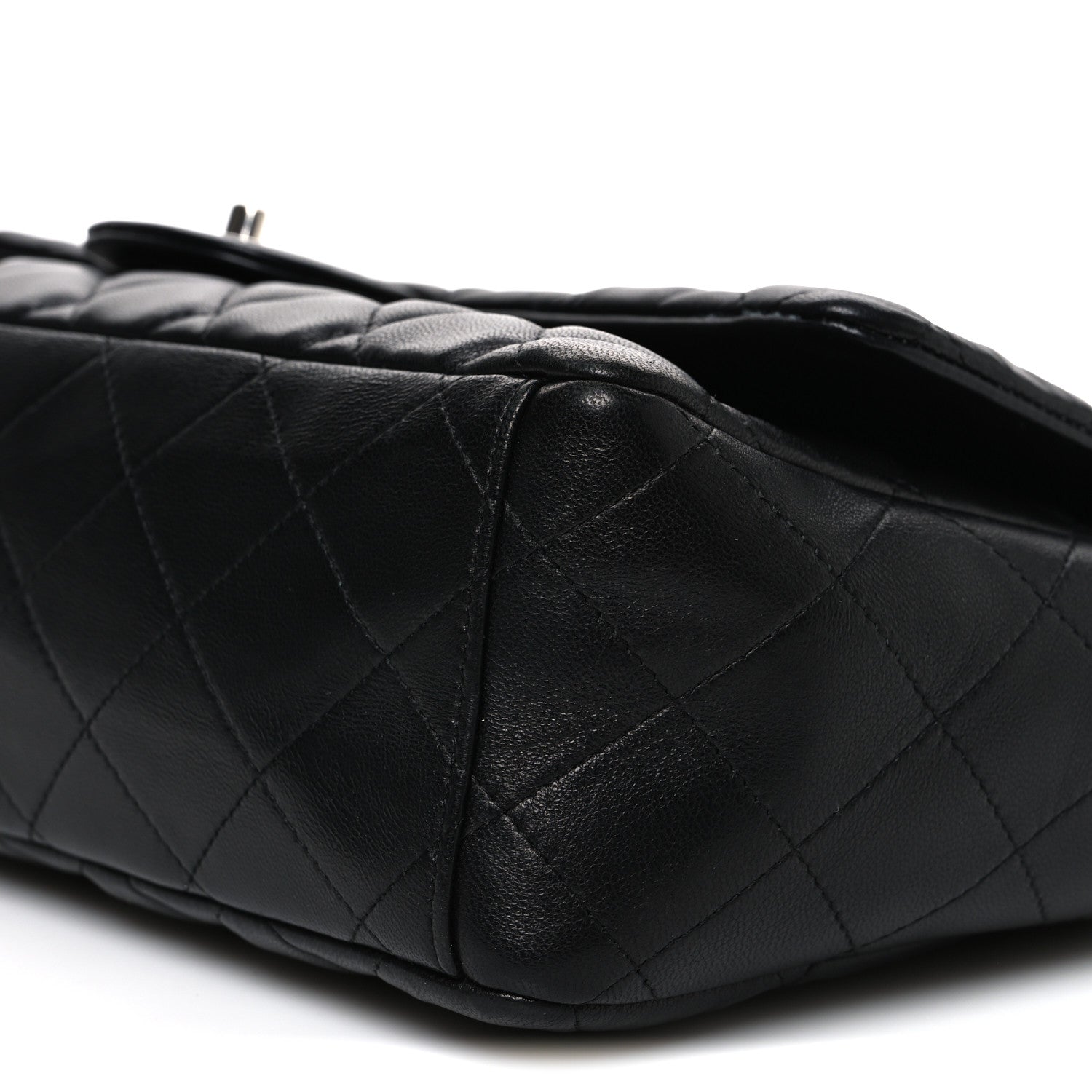 Lambskin Quilted Maxi Single Flap Black