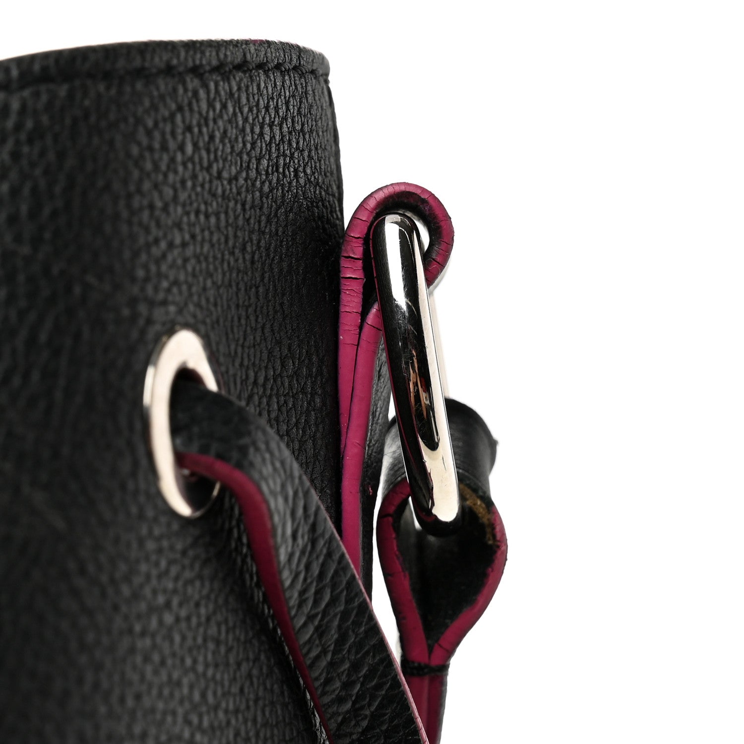 Calfskin Lockme Bucket Black