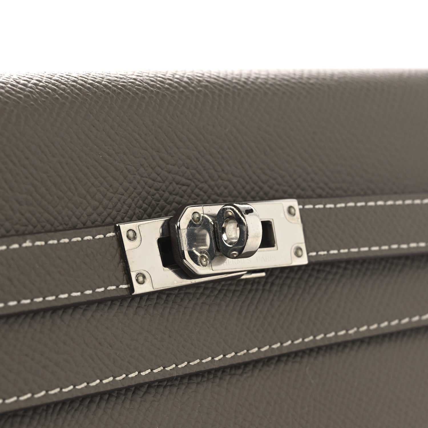 Epsom Kelly Longue Wallet Etoupe