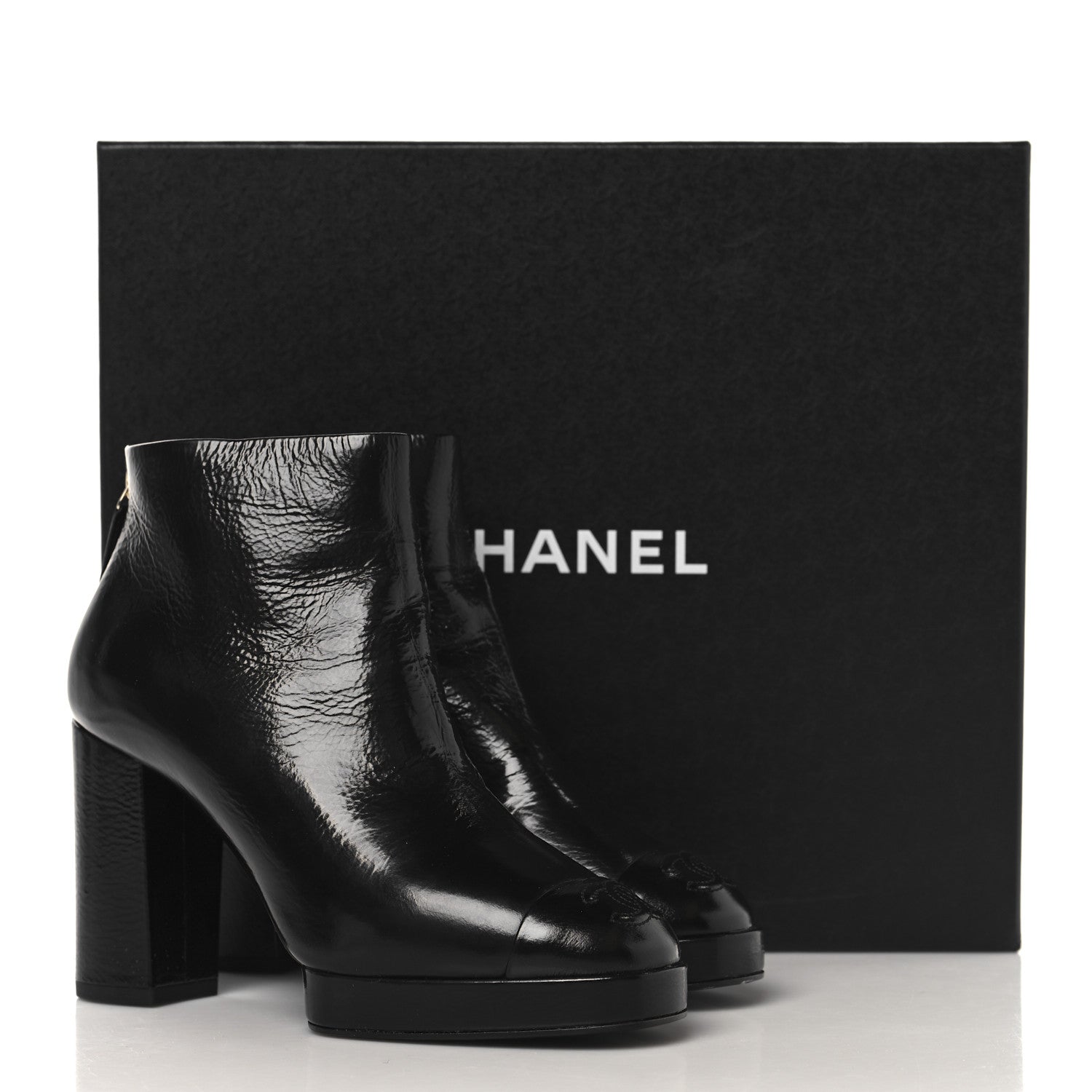 Shiny Crumpled Calfskin CC Cap Toe Ankle Boots 35.5 Black